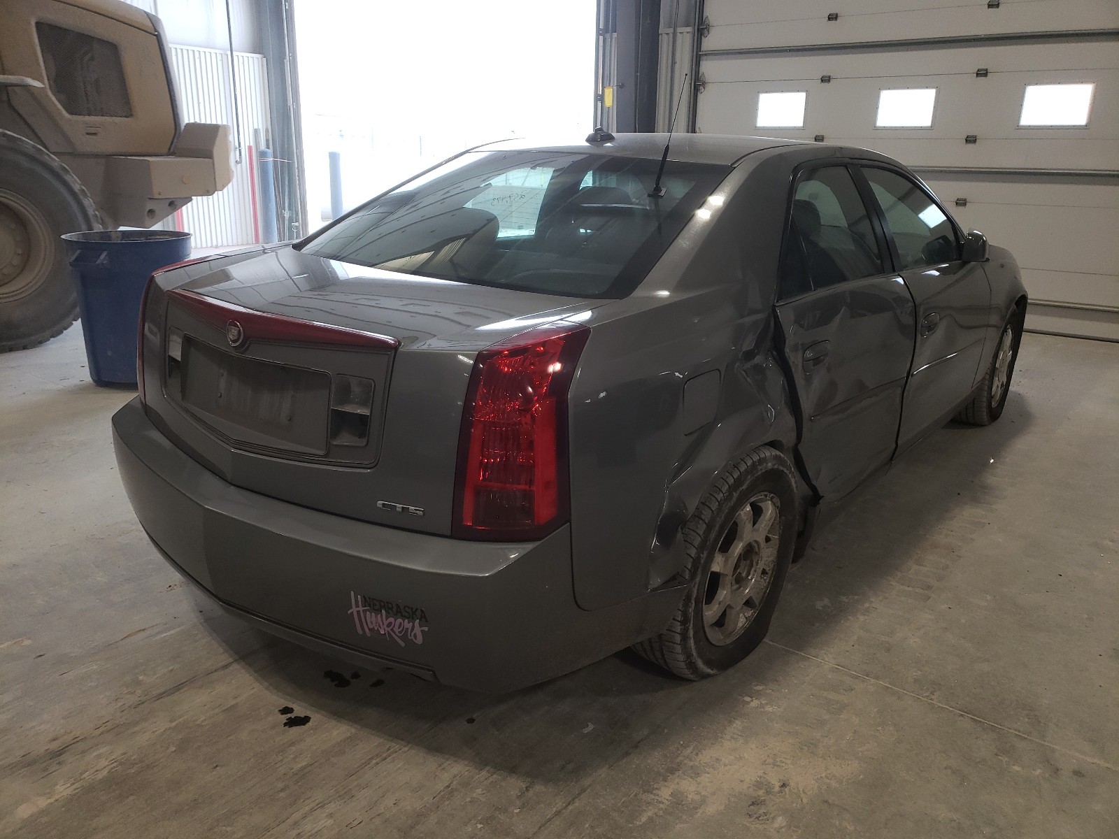 Фото 4 с аукциона – 2004 CADILLAC CTS с VIN 1G6DM577240107842