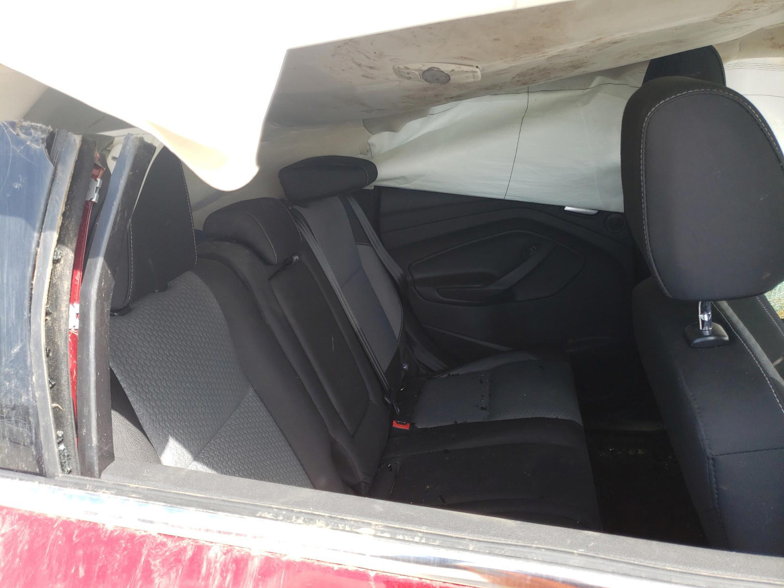 Photo 6 from auction – 2017 FORD ESCAPE SE with VIN 1FMCU0GD5HUB40457