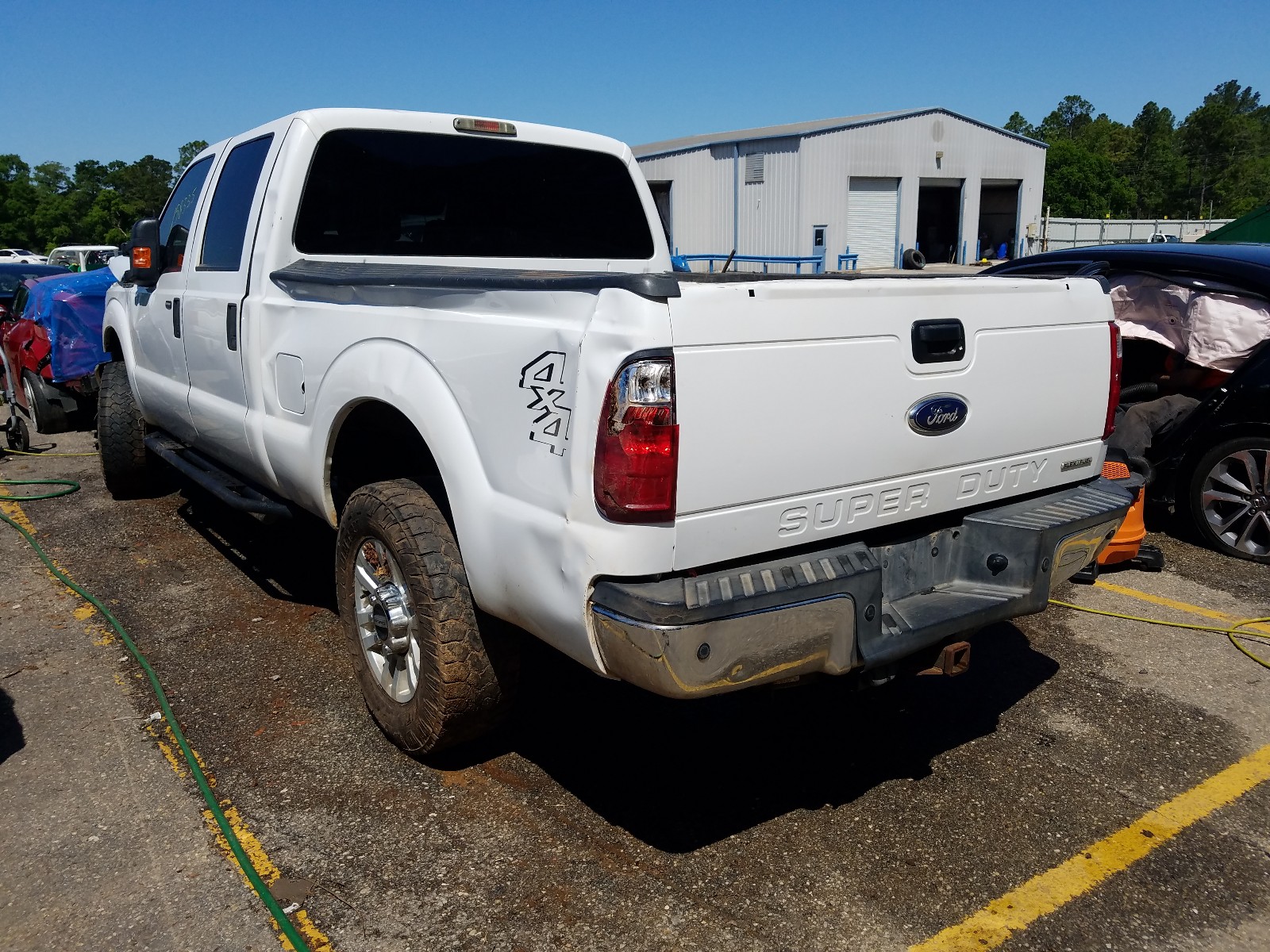 Photo 3 from auction – 2015 FORD F250 SUPER with VIN 1FT7W2B61FEB39303