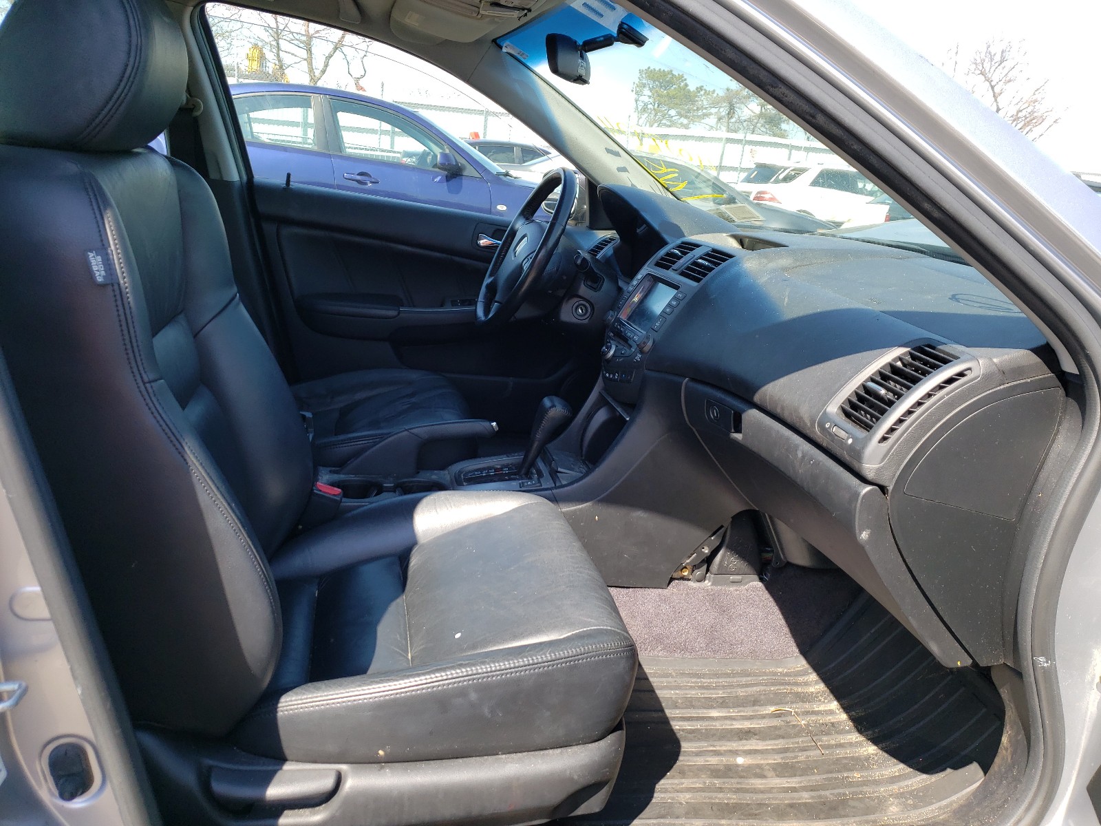 Photo 5 from auction – 2003 HONDA ACCORD EX with VIN JHMCM56713C071728