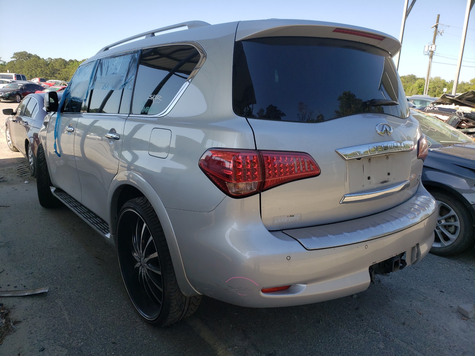 Photo 3 from auction – 2015 INFINITI QX80 with VIN JN8AZ2ND6F9770486