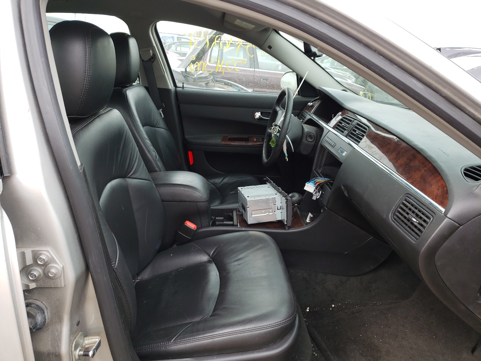 Photo 5 from auction – 2008 BUICK LACROSSE C with VIN 2G4WD582281150589