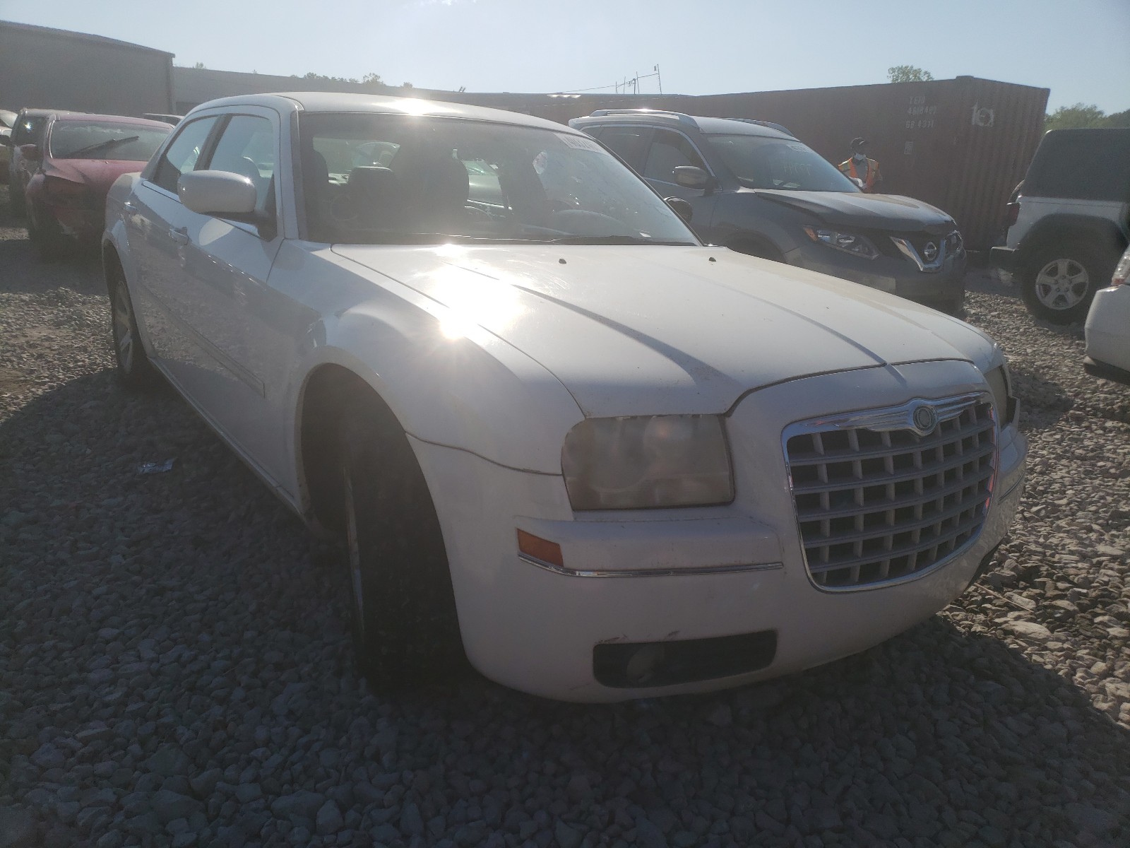 Photo 1 from auction – 2005 CHRYSLER 300 with VIN 2C3KA53GX6H384194