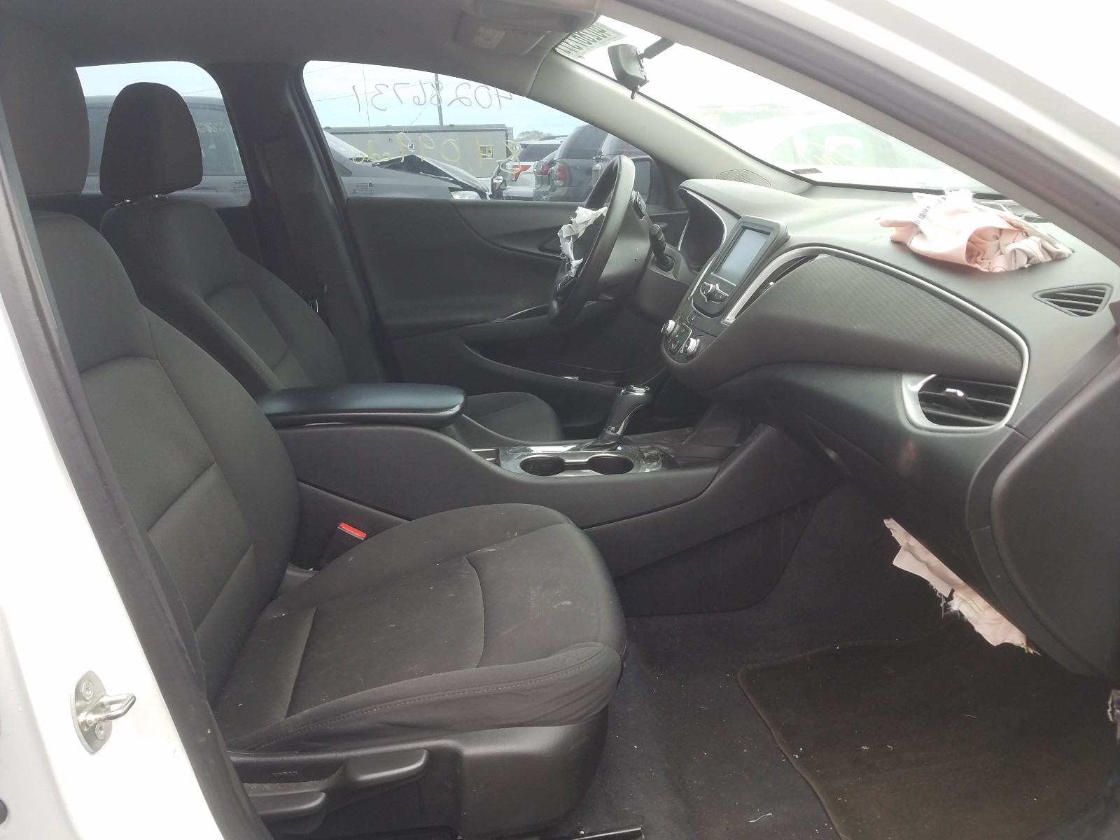 Photo 5 from auction – 2017 CHEVROLET MALIBU LS with VIN 1G1ZB5ST2HF136220