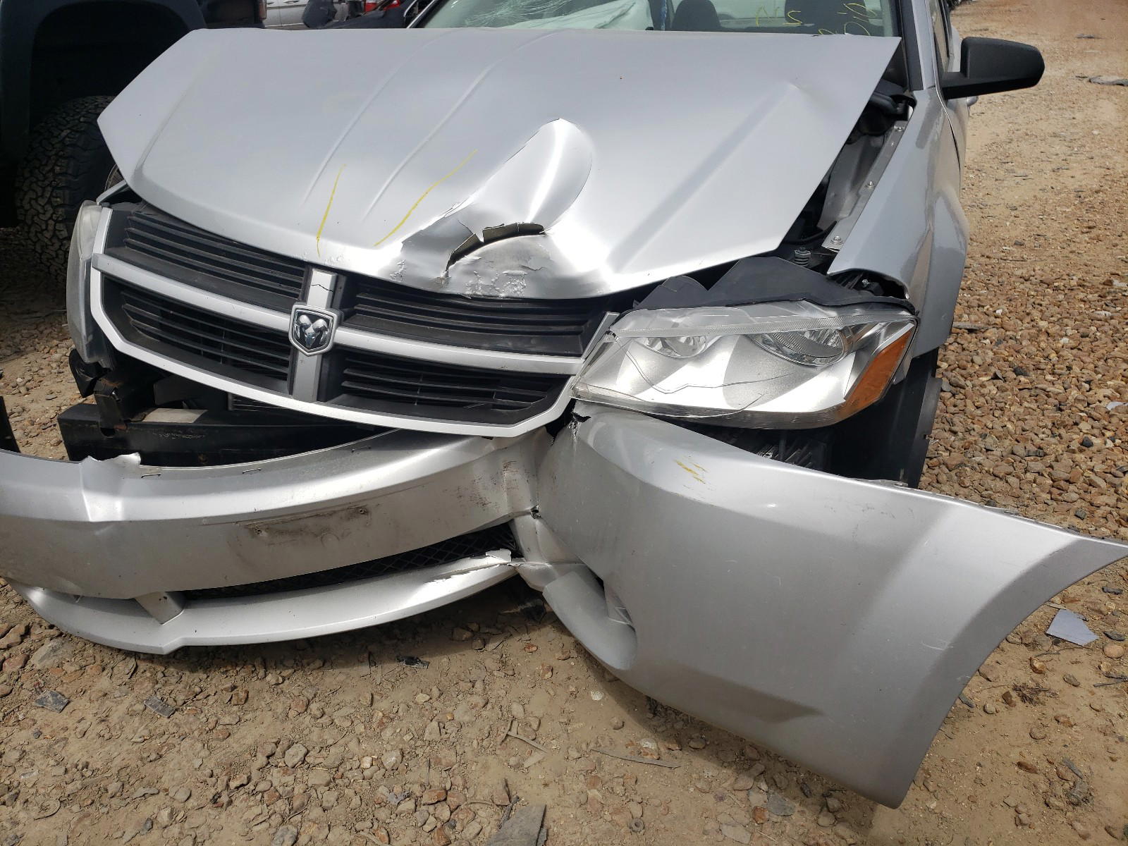 Photo 9 from auction – 2010 DODGE AVENGER SX with VIN 1B3CC4FB4AN119390