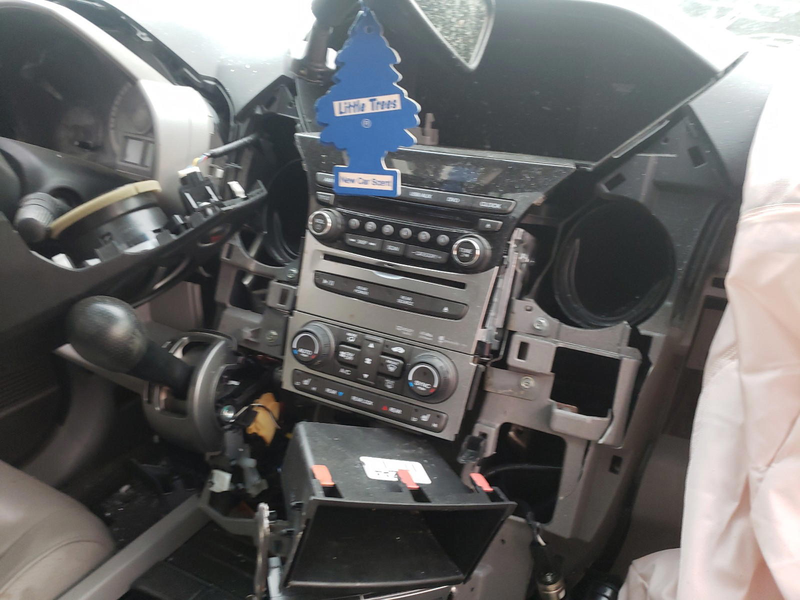 Photo 10 from auction – 2012 HONDA PILOT EXL with VIN 5FNYF3H60CB015454