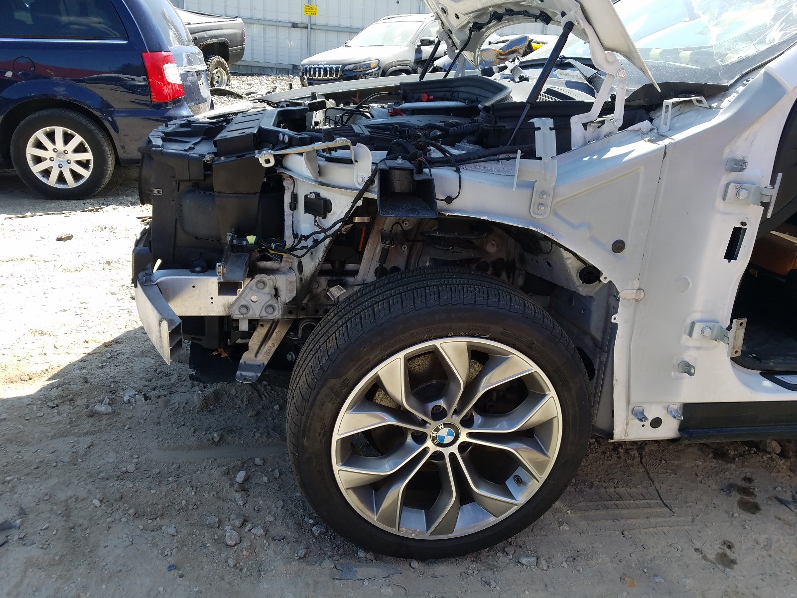 Photo 9 from auction – 2017 BMW X3 XDRIVE2 with VIN 5UXWX9C36H0T19364