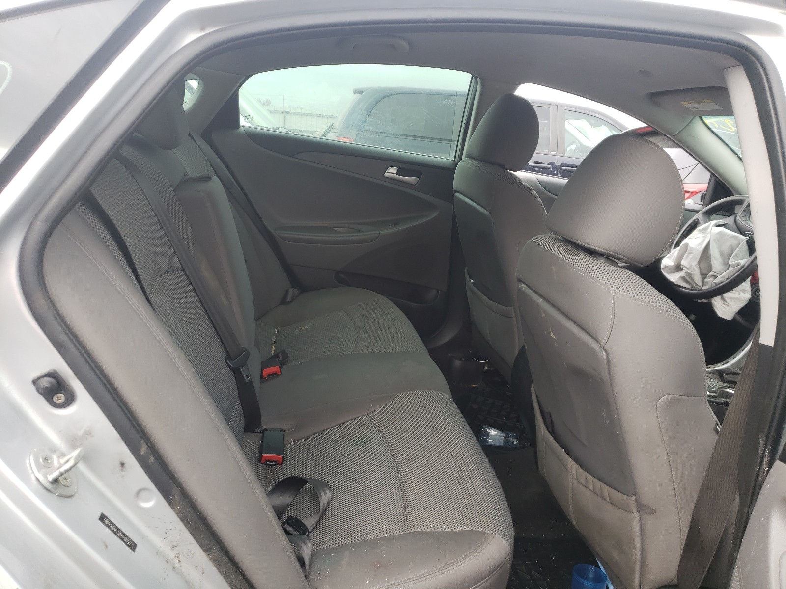 Photo 6 from auction – 2011 HYUNDAI SONATA GLS with VIN 5NPEB4AC3BH189197