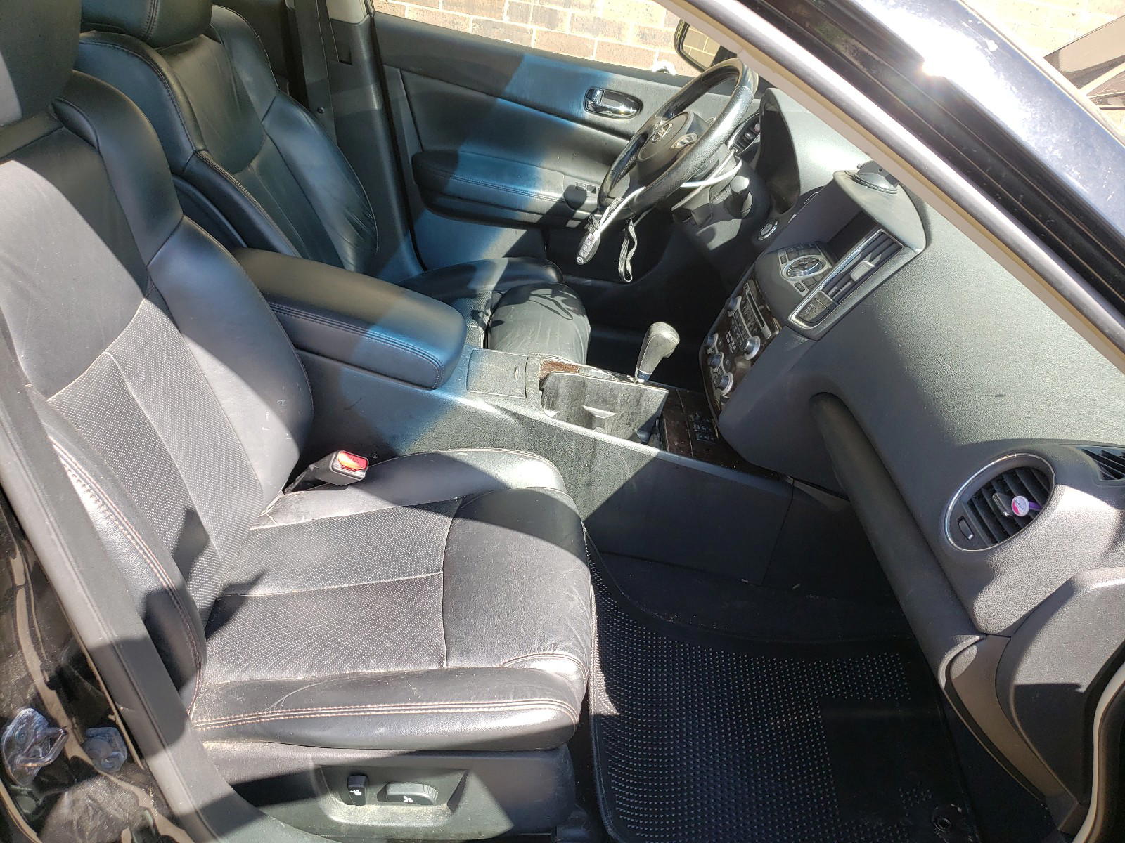 Photo 5 from auction – 2010 NISSAN MAXIMA S with VIN 1N4AA5AP0AC823009