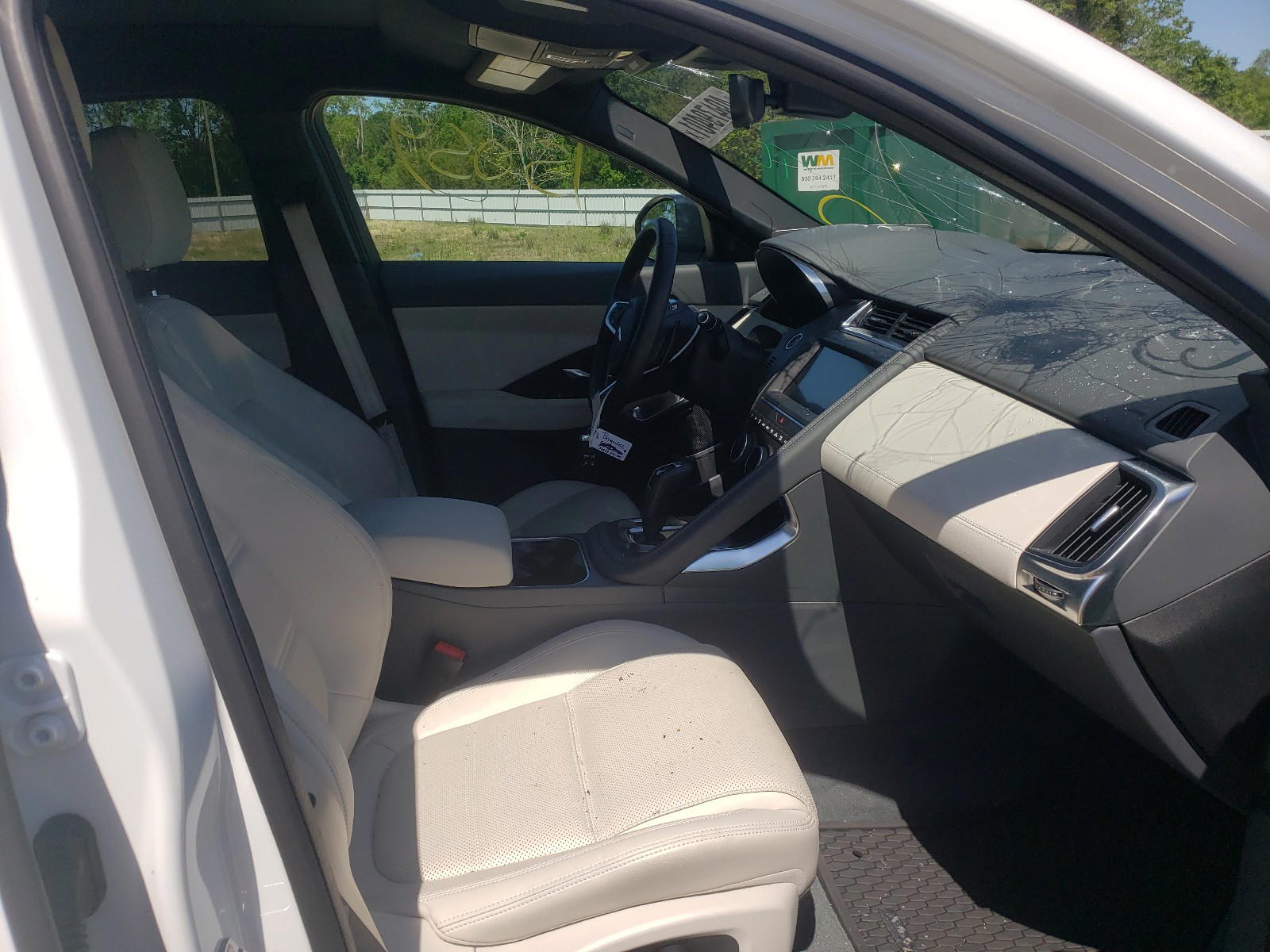 Photo 5 from auction – 2020 JAGUAR E-PACE SE with VIN SADFP2FX2L1004513