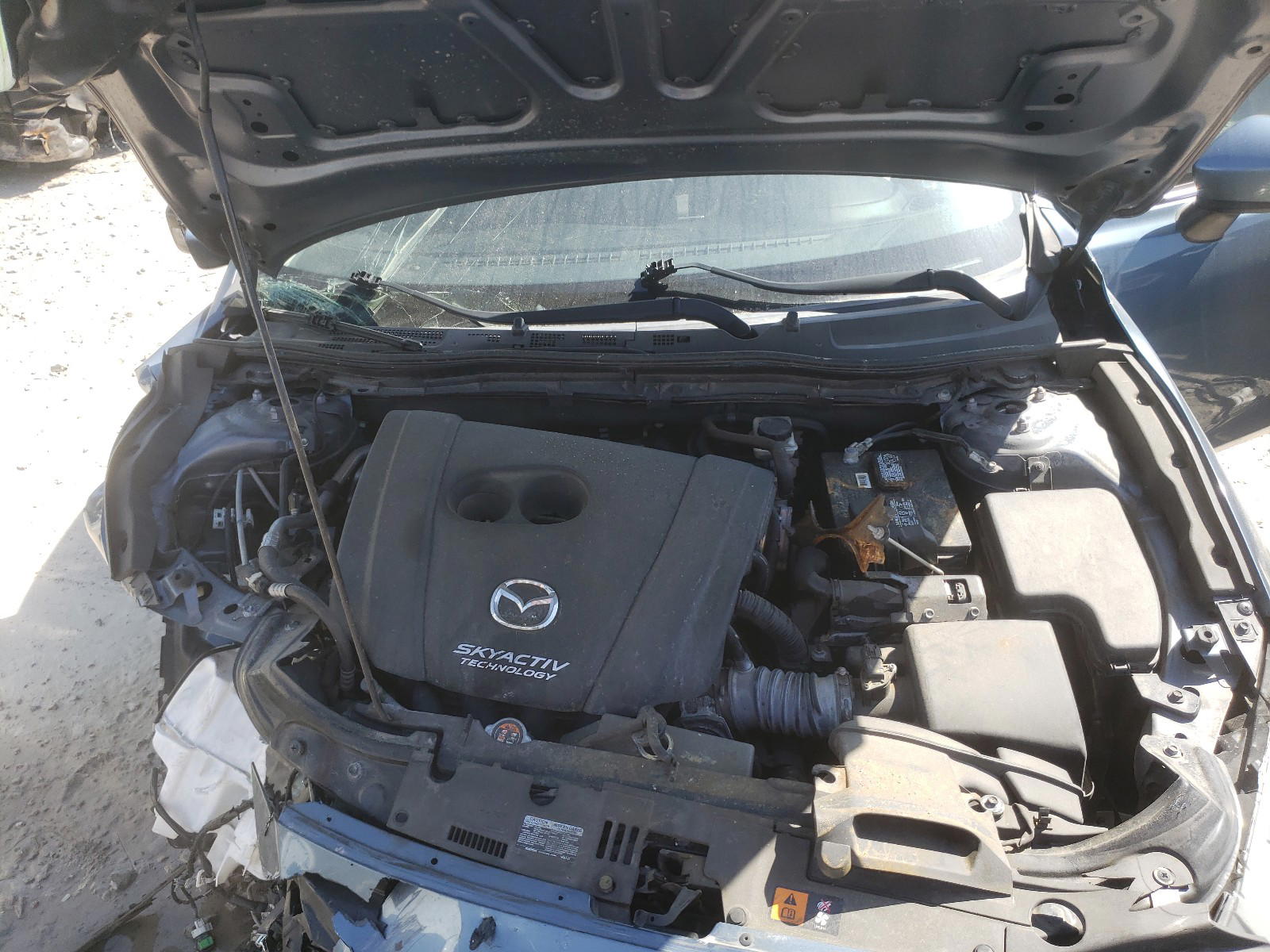 Photo 7 from auction – 2016 MAZDA 3 TOURING with VIN 3MZBM1V79GM247725
