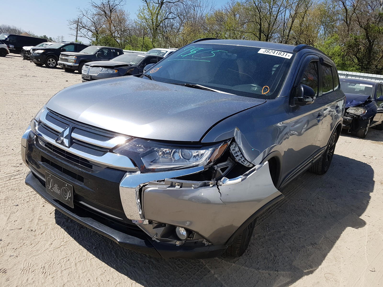 Photo 2 from auction – 2018 MITSUBISHI OUTLANDER with VIN JA4AD3A34JZ018723