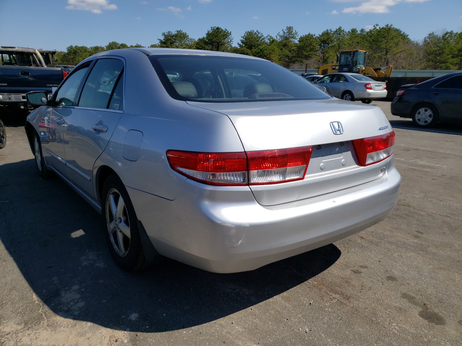 Photo 3 from auction – 2003 HONDA ACCORD EX with VIN JHMCM56713C071728