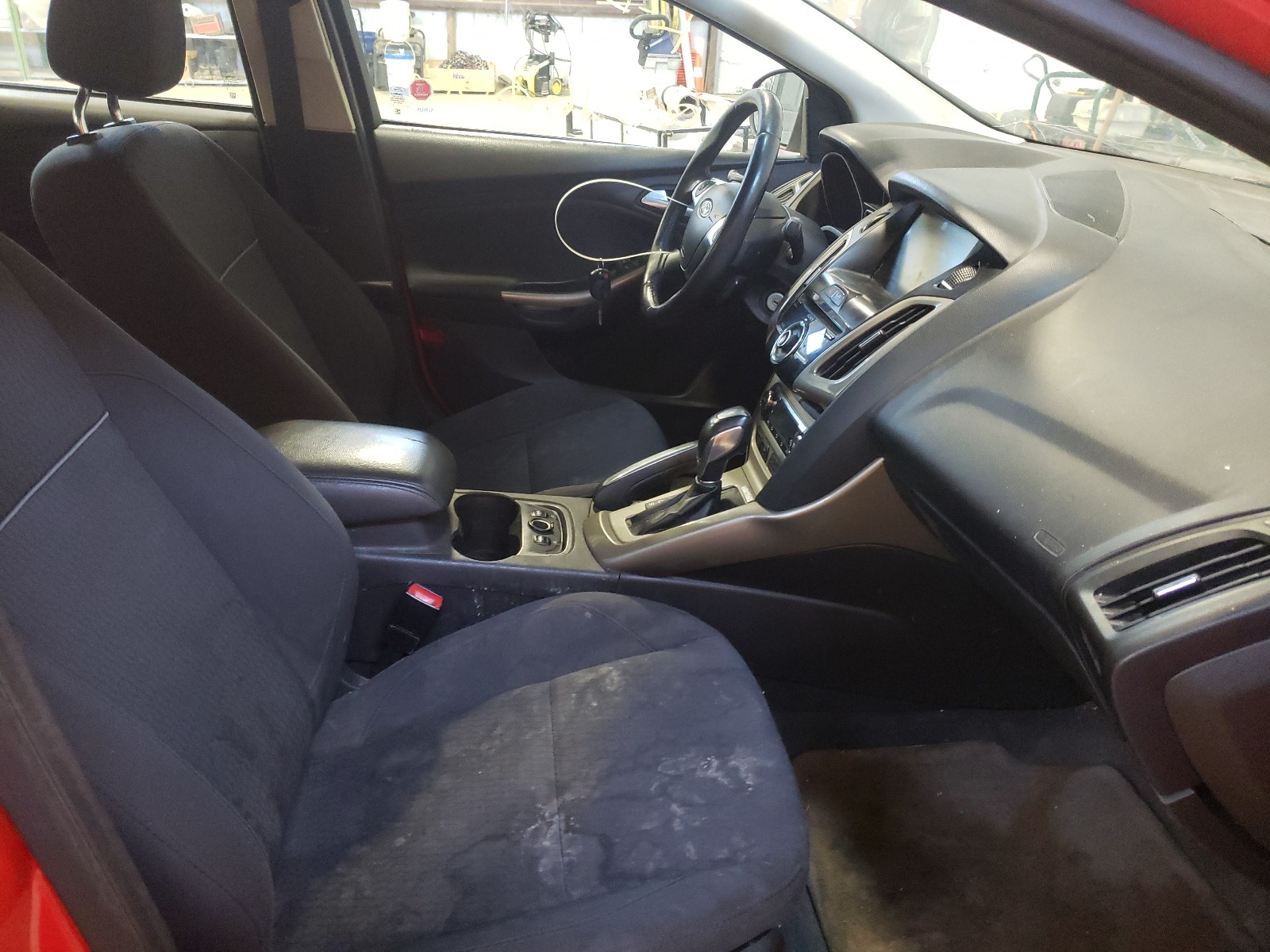 Zdjęcie 15 z aukcji – 2012 FORD FOCUS SEL z VIN 1FAHP3H20CL171183