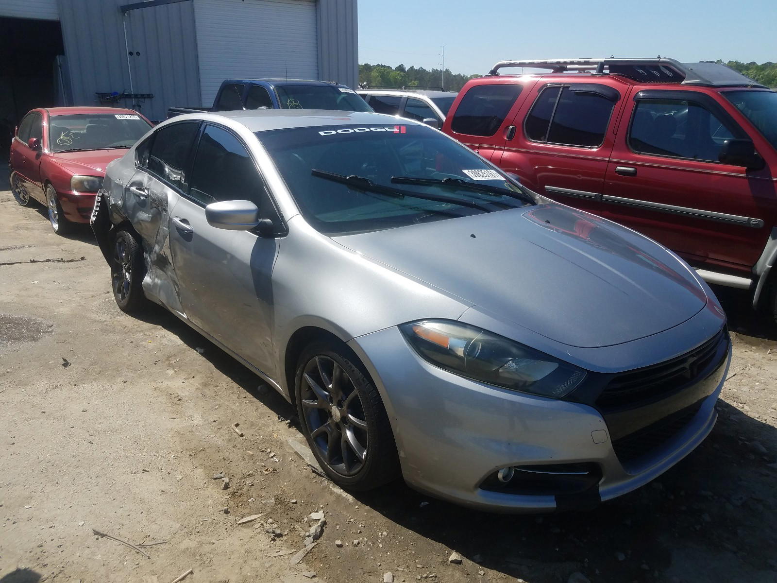 DODGE DART SXT 2015 with VIN 1C3CDFBB0FD267910 - Photo from auction