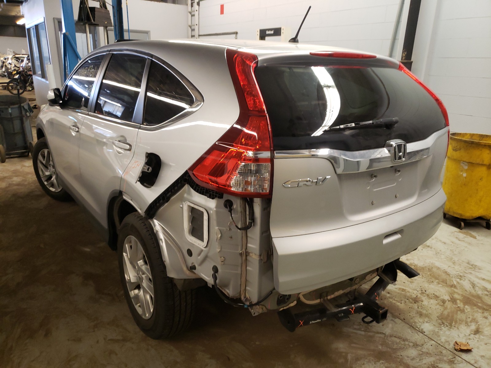 Photo 3 from auction – 2015 HONDA CR-V EX with VIN 5J6RM3H56FL012944