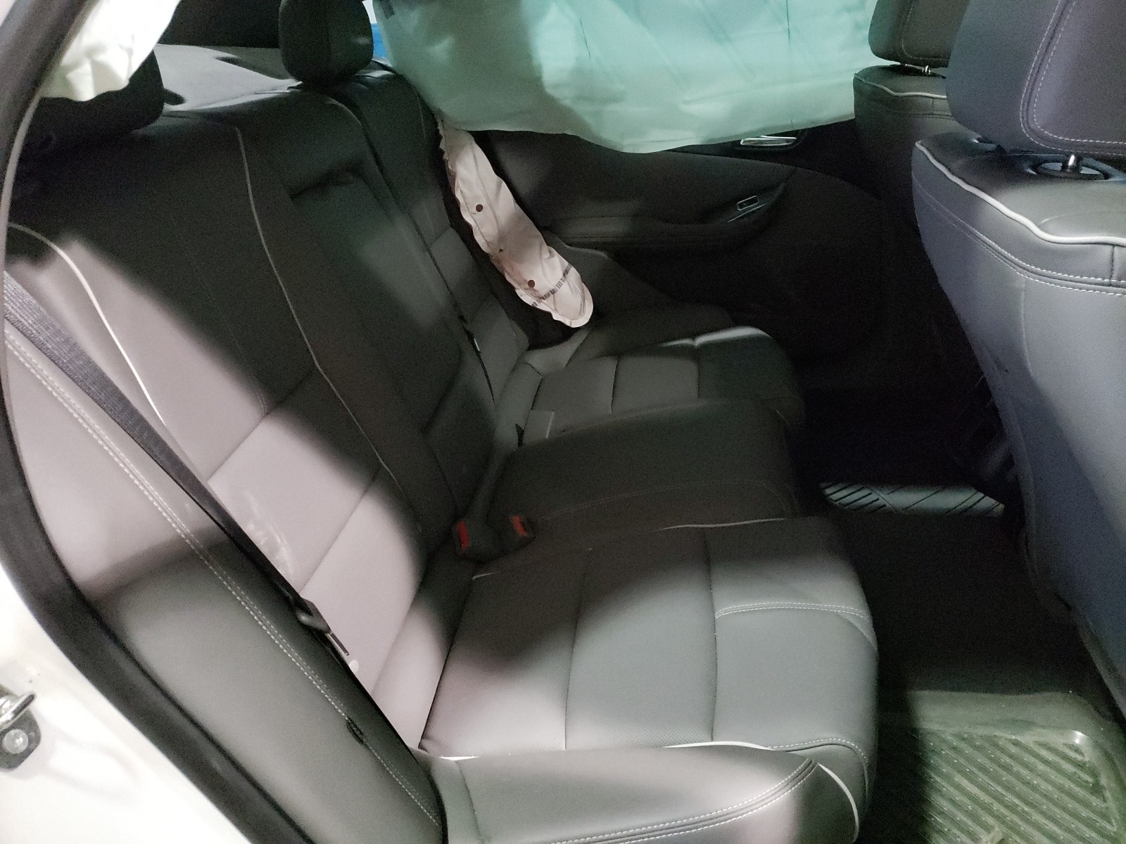 Photo 6 from auction – 2017 CHEVROLET IMPALA PRE with VIN 2G1145S37H9144815