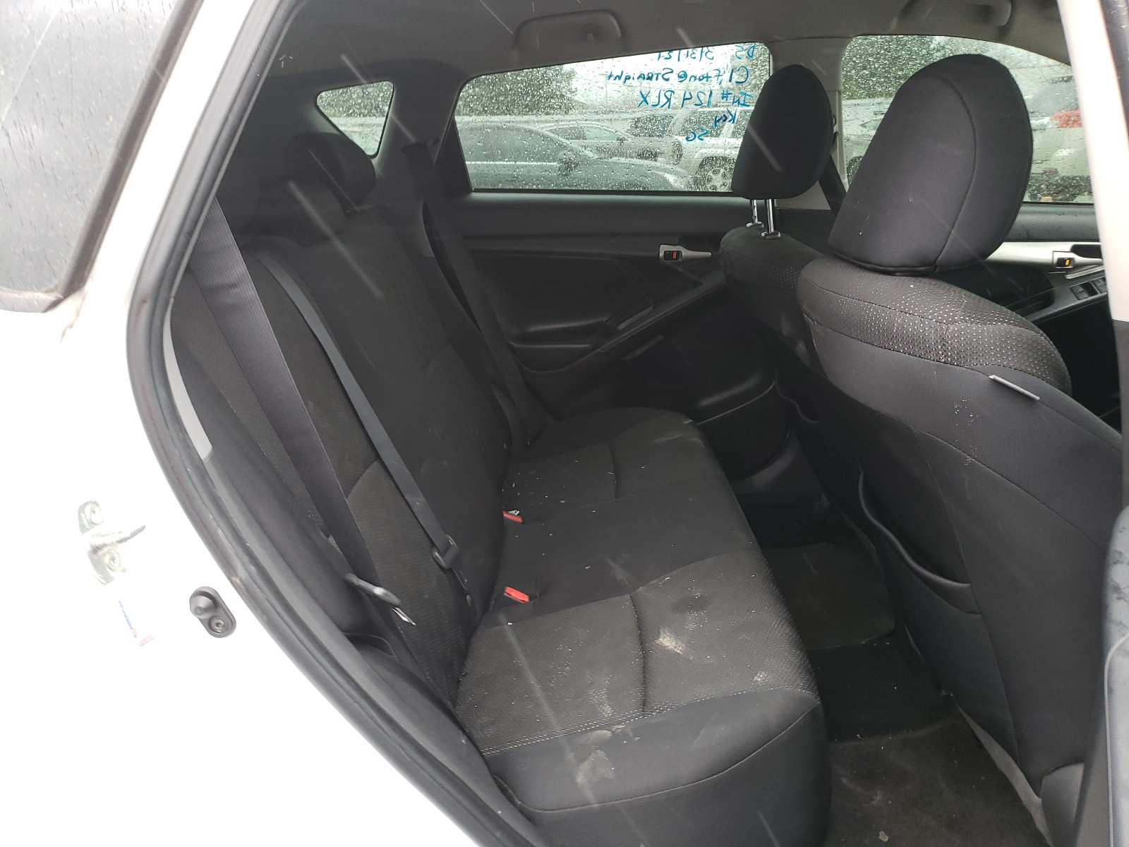 Photo 6 from auction – 2009 PONTIAC VIBE with VIN 5Y2SP678X9Z405682