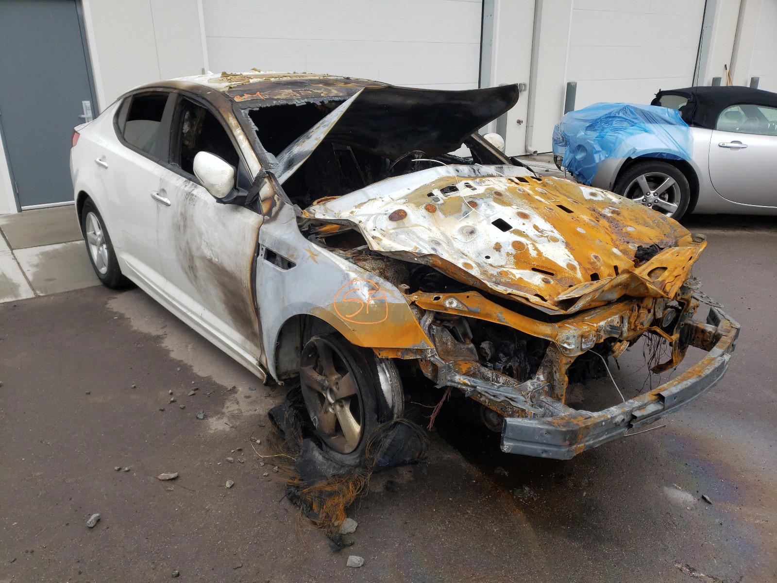 KIA OPTIMA LX 2015 with VIN KNAGM4A79F5645695 - Photo from auction