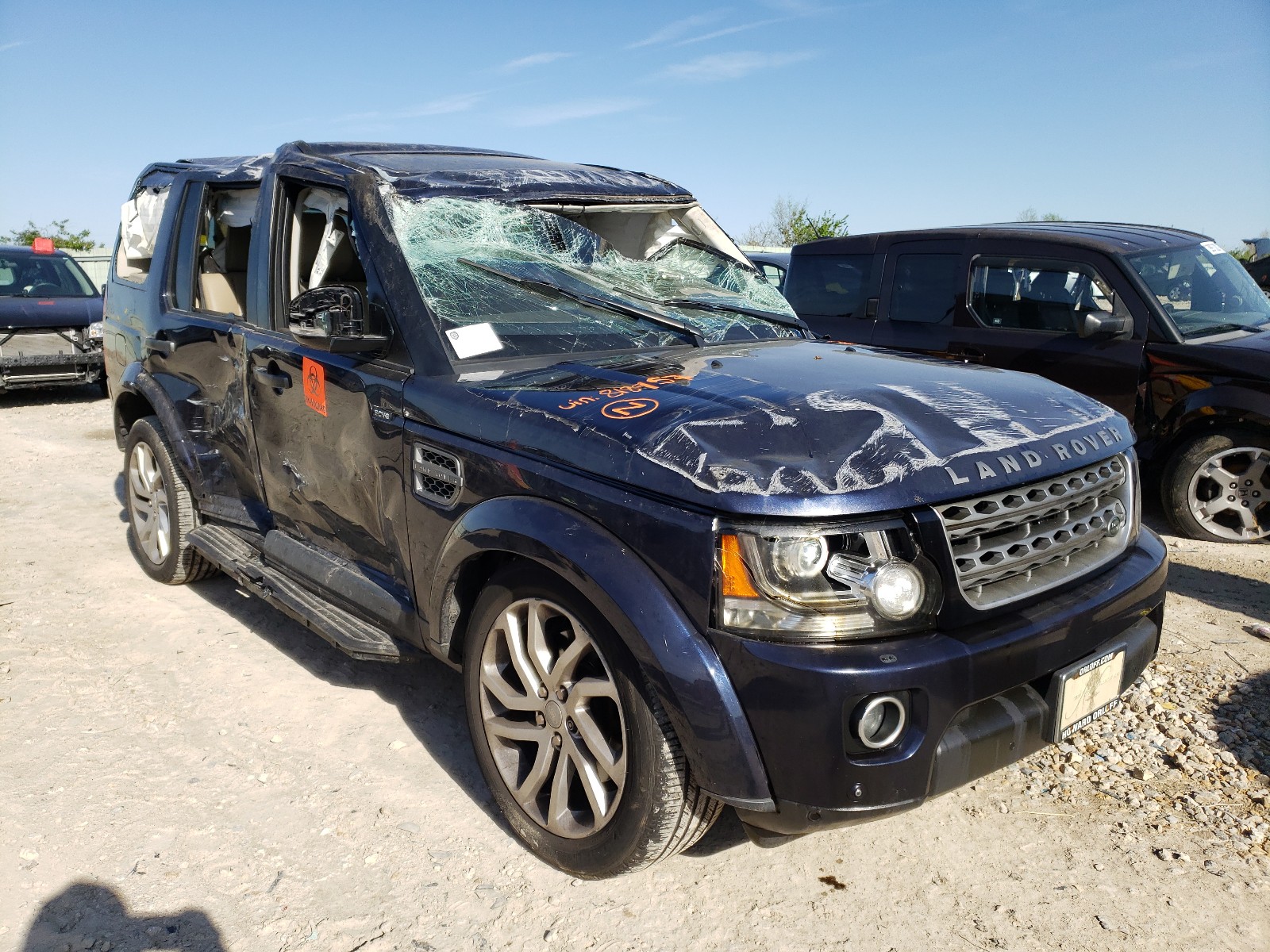 Photo 1 from auction – 2016 LAND ROVER LR4 HSE with VIN SALAG2V63GA818957