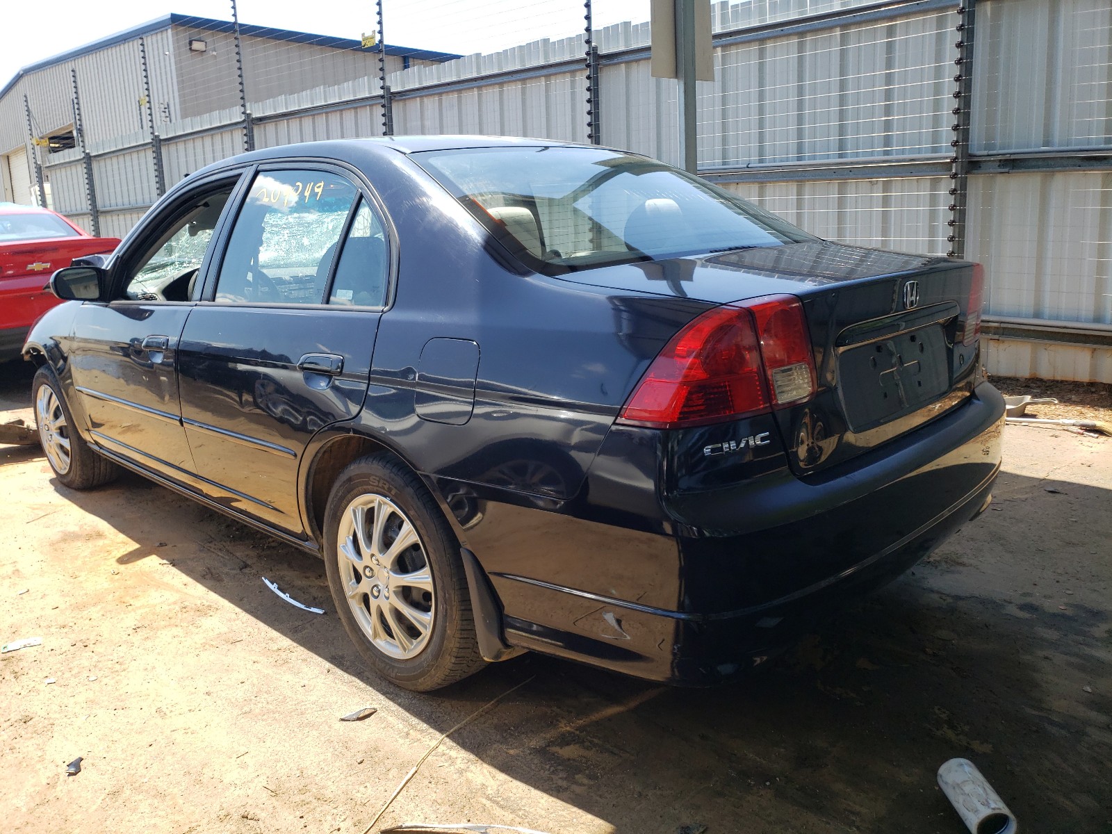 Photo 3 from auction – 2004 HONDA CIVIC LX with VIN 2HGES16554H528984