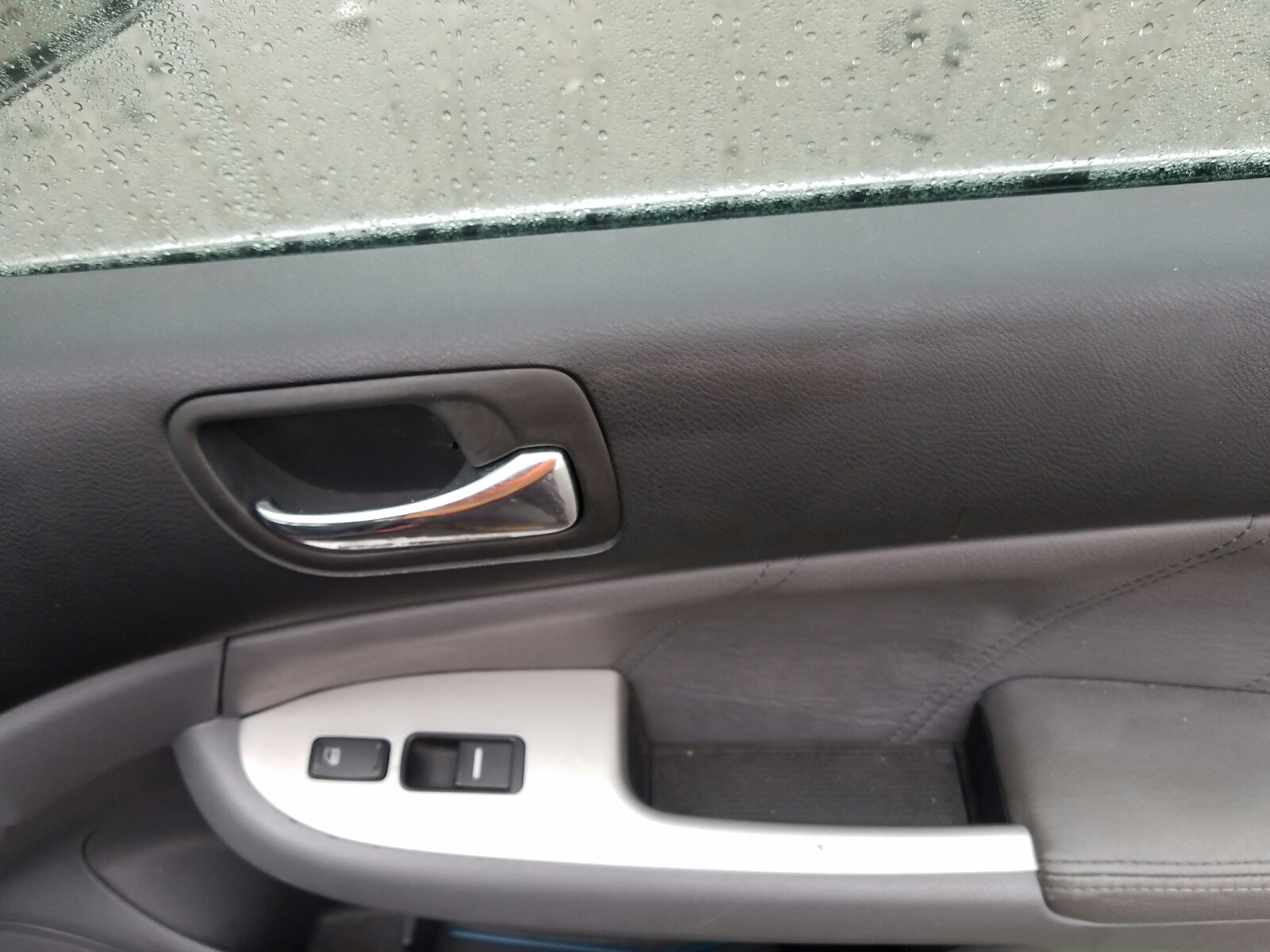 Photo 9 from auction – 2003 HONDA ACCORD EX with VIN 1HGCM66593A007214