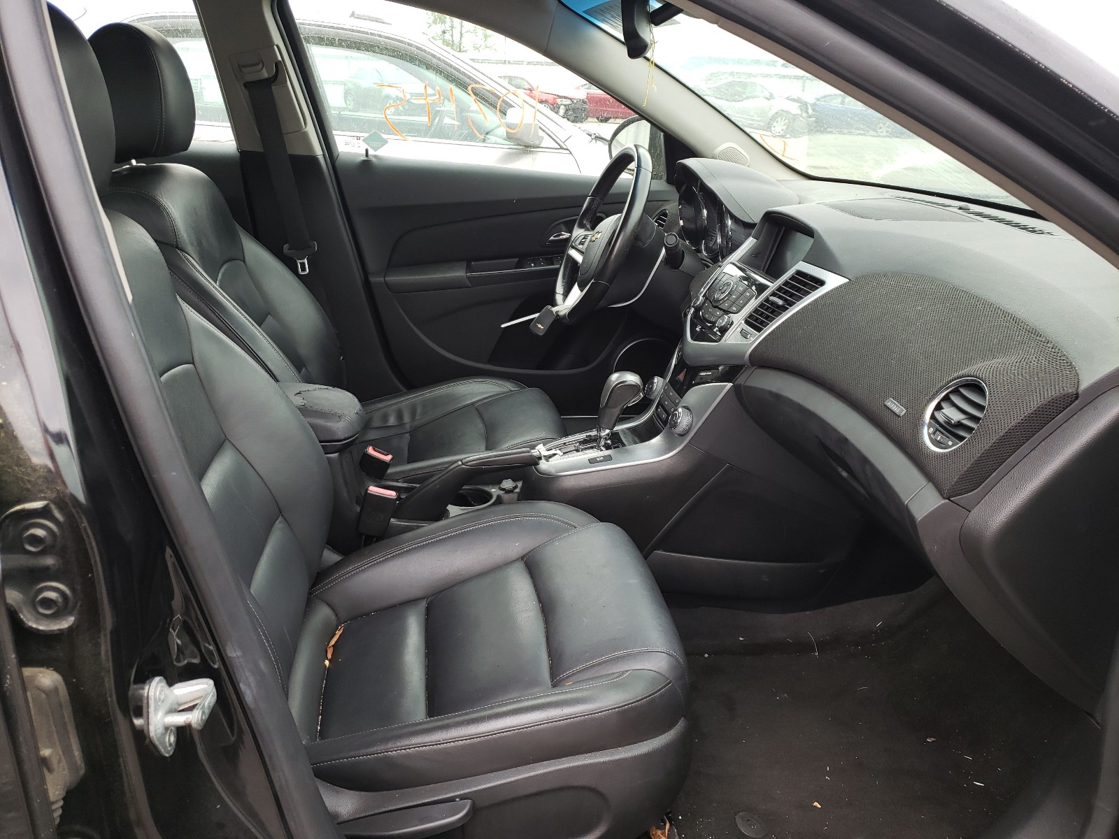 Photo 5 from auction – 2012 CHEVROLET CRUZE with VIN 1G1PH5SC1C7162154