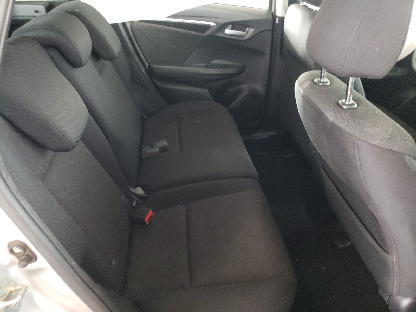 Photo 6 from auction – 2015 HONDA FIT with VIN 3HGGK5H89FM700171