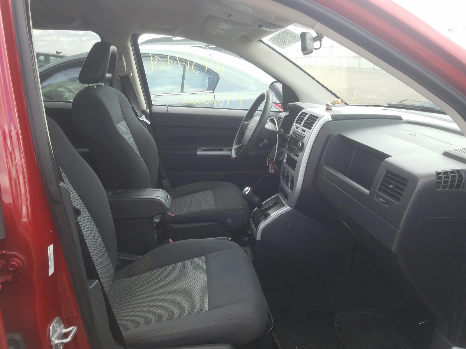 Photo 5 from auction – 2008 JEEP COMPASS SP with VIN 1J8FT47W28D759927