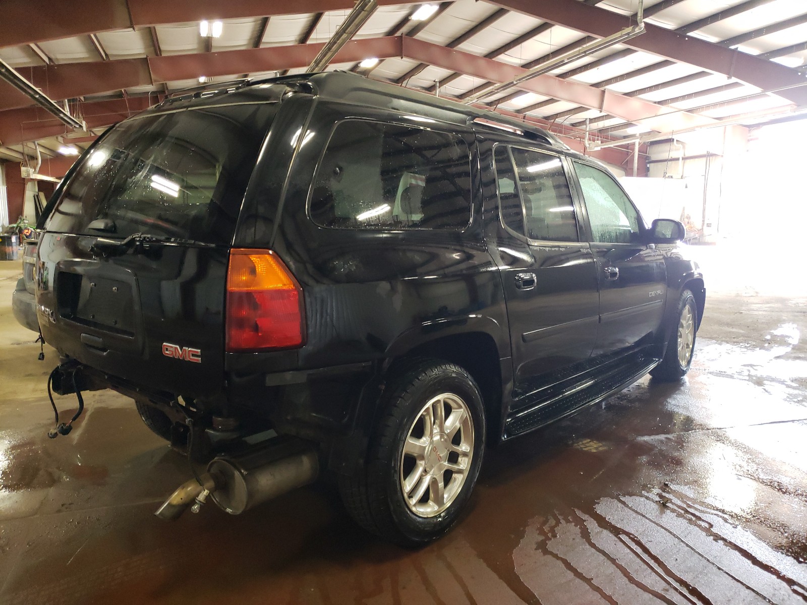 Photo 4 from auction – 2006 GMC ENVOY DENA with VIN 1GKET66M566117304