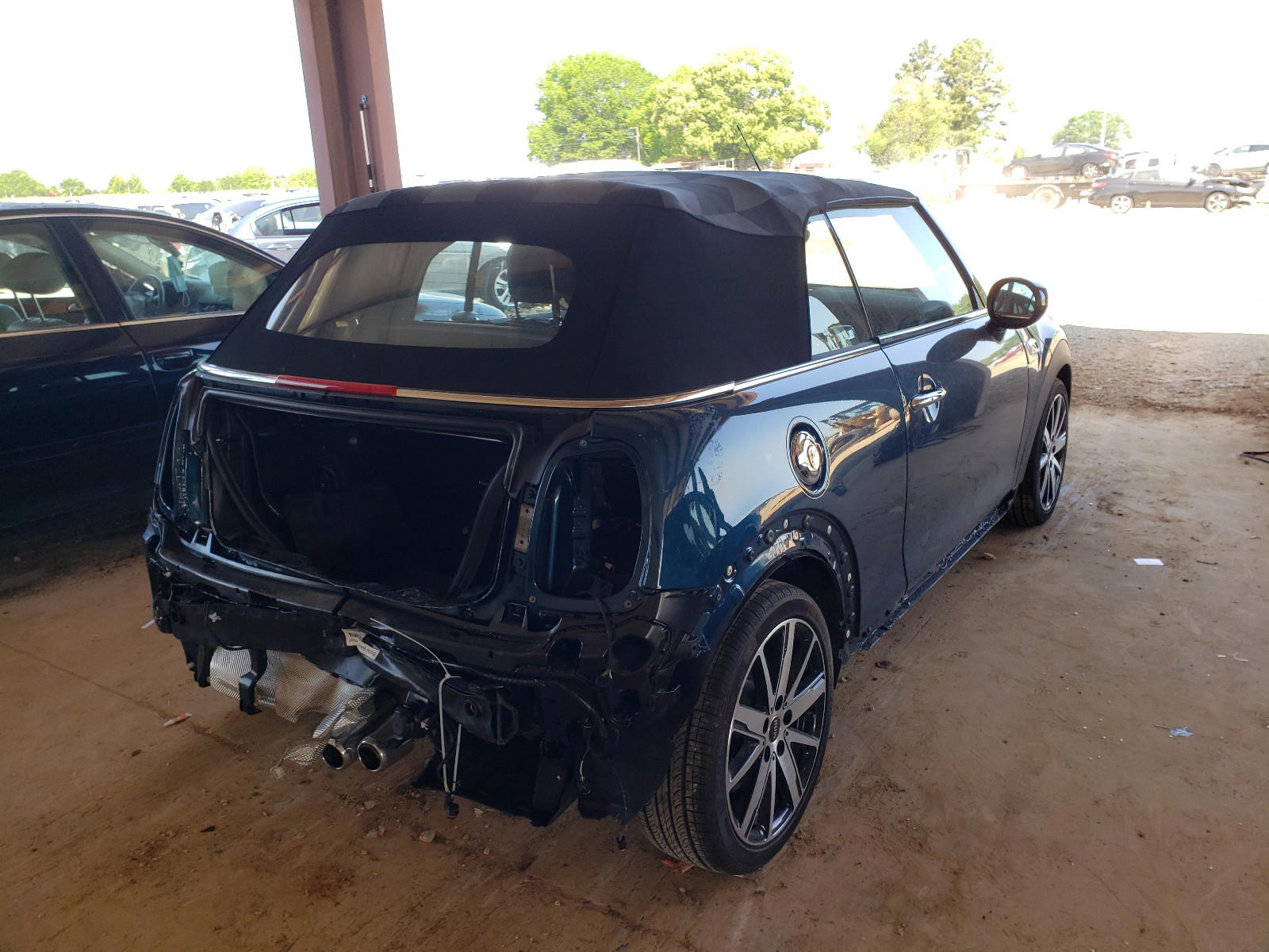 Photo 4 from auction – 2021 MINI COOPER S with VIN WMWWJ5C06M3M46154
