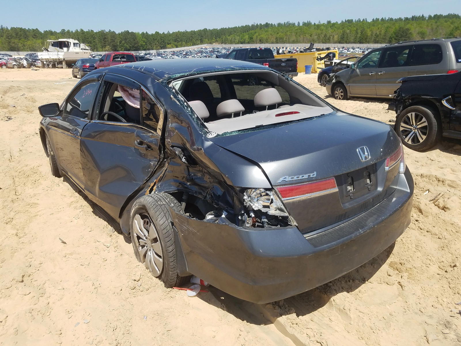 Photo 3 from auction – 2012 HONDA ACCORD with VIN 1HGCP2F30CA215965