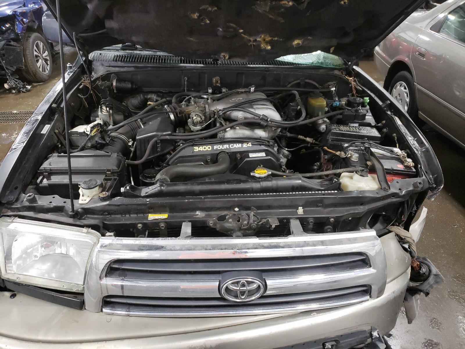 Photo 7 from auction – 1999 TOYOTA 4RUNNER LI with VIN JT3GN87R8X0124955