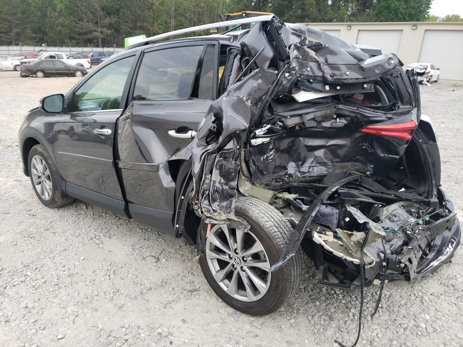 Photo 3 from auction – 2017 TOYOTA RAV4 LIMIT with VIN 2T3DFREV3HW560420