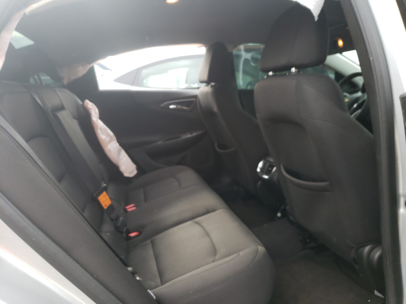 Photo 6 from auction – 2018 CHEVROLET MALIBU with VIN 1G1ZD5ST4JF246458