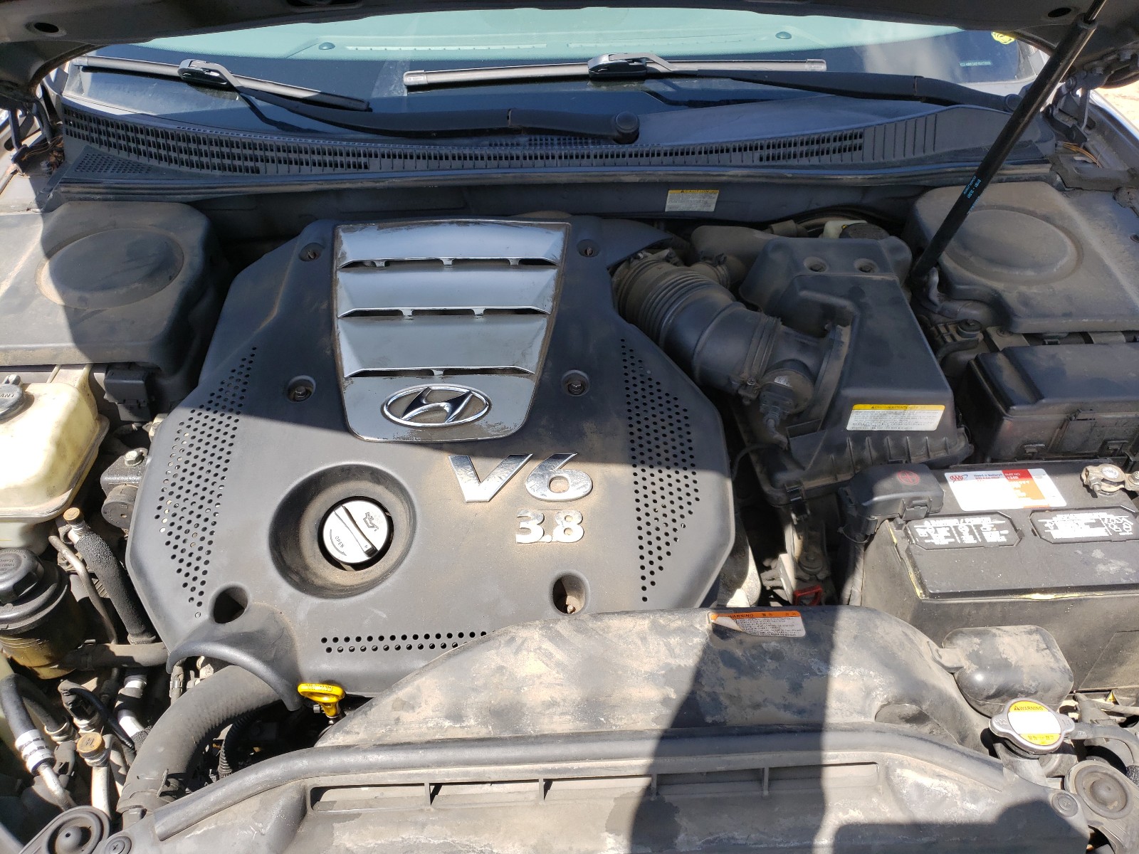 Photo 7 from auction – 2006 HYUNDAI AZERA SE with VIN KMHFC46F46A119009