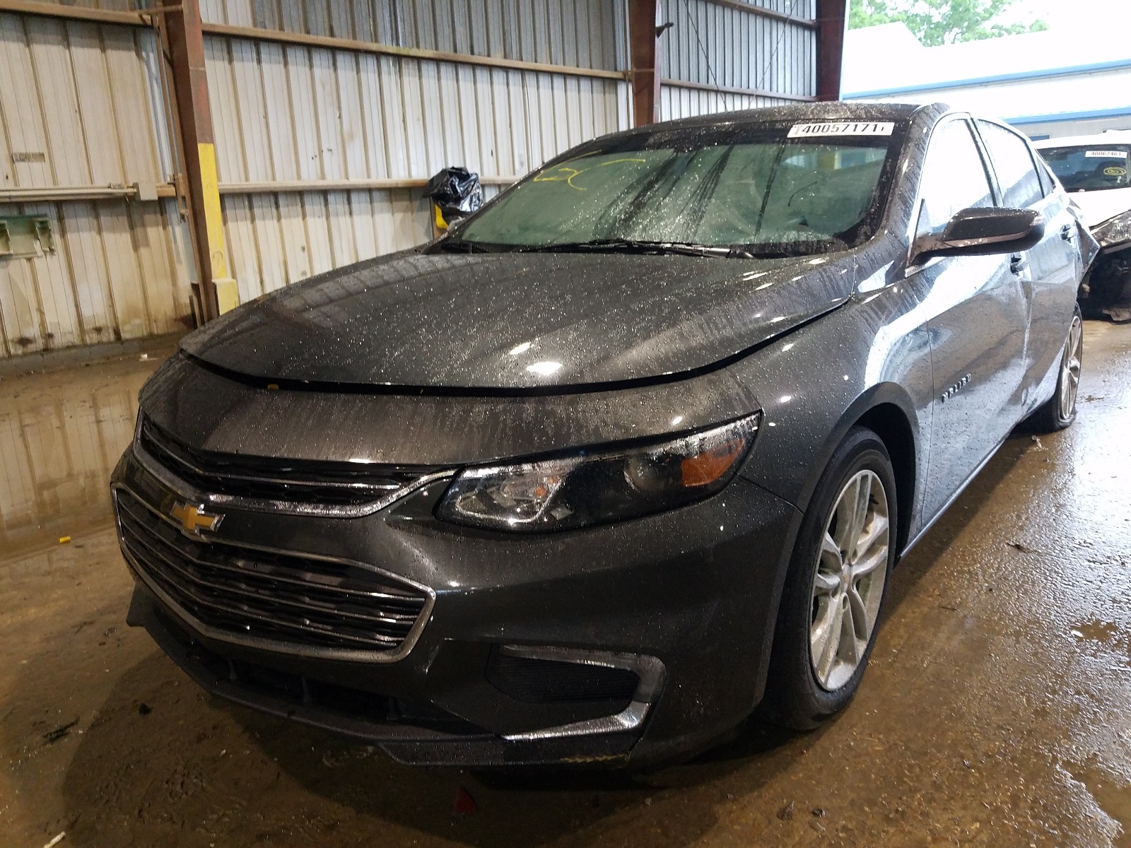 Photo 2 from auction – 2018 CHEVROLET MALIBU LT with VIN 1G1ZD5ST6JF187512