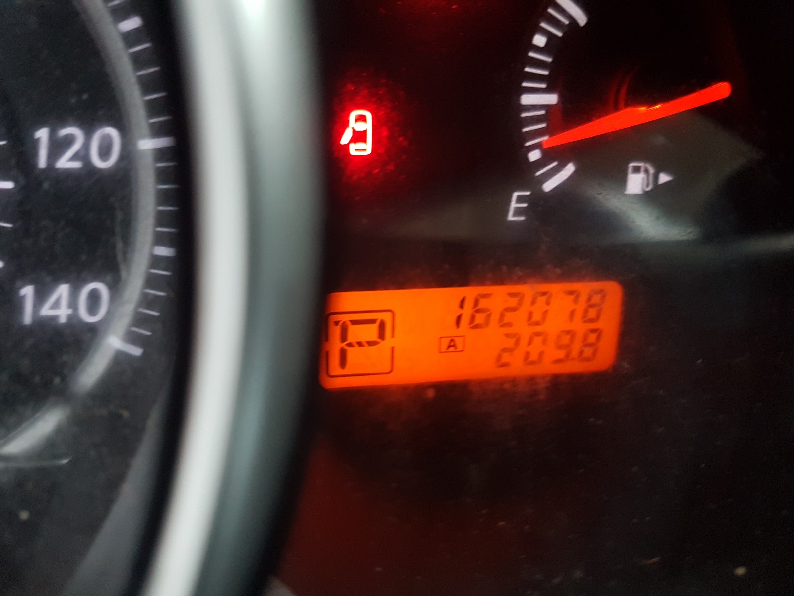 Photo 8 from auction – 2010 NISSAN VERSA S with VIN 3N1BC1CP3AL421216