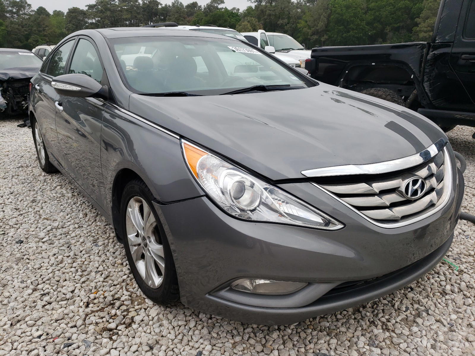 HYUNDAI SONATA SE 2013 with VIN 5NPEC4AC8DH665332 - Photo from auction