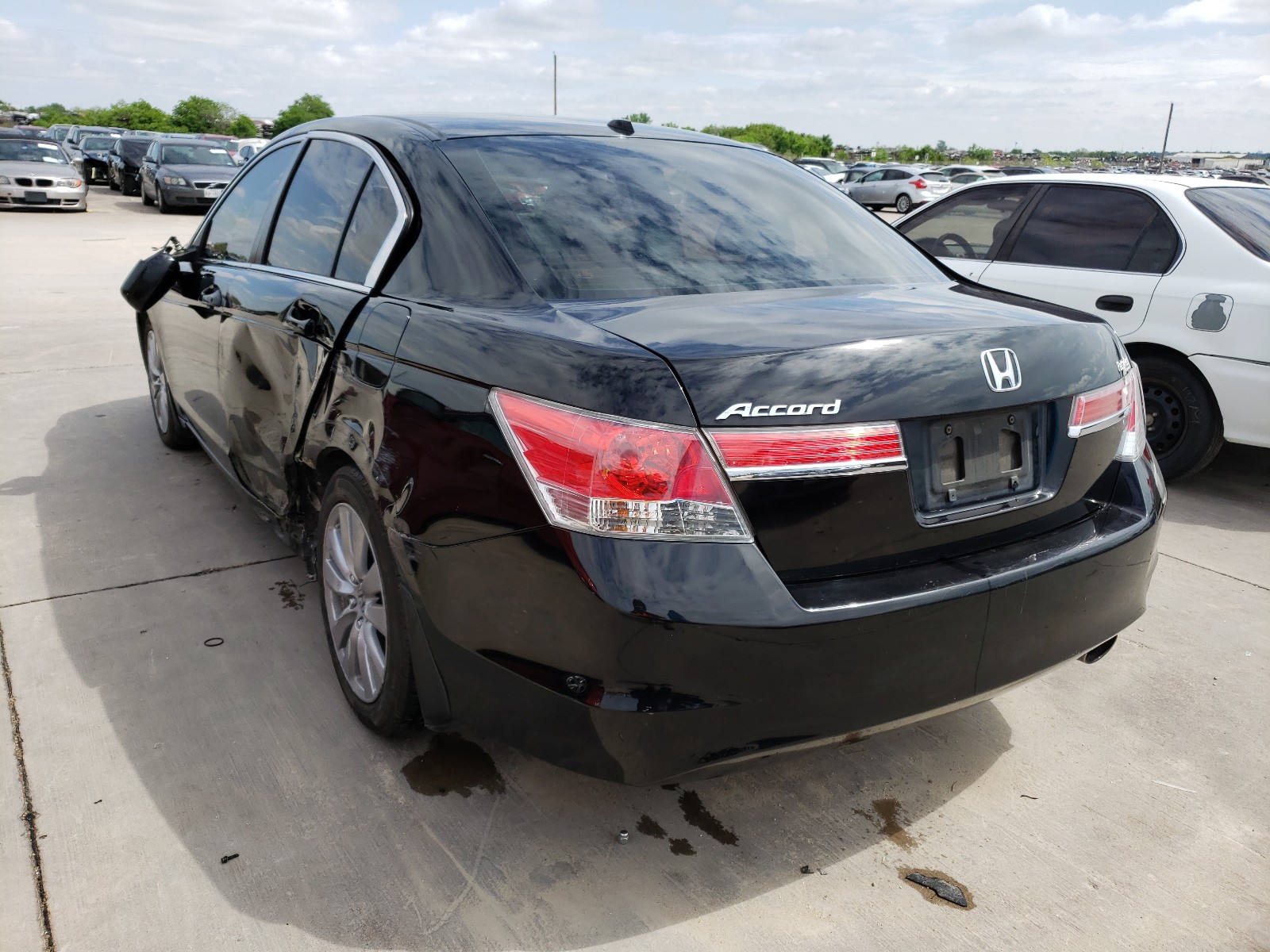 Photo 3 from auction – 2012 HONDA ACCORD EXL with VIN 1HGCP2F89CA179415