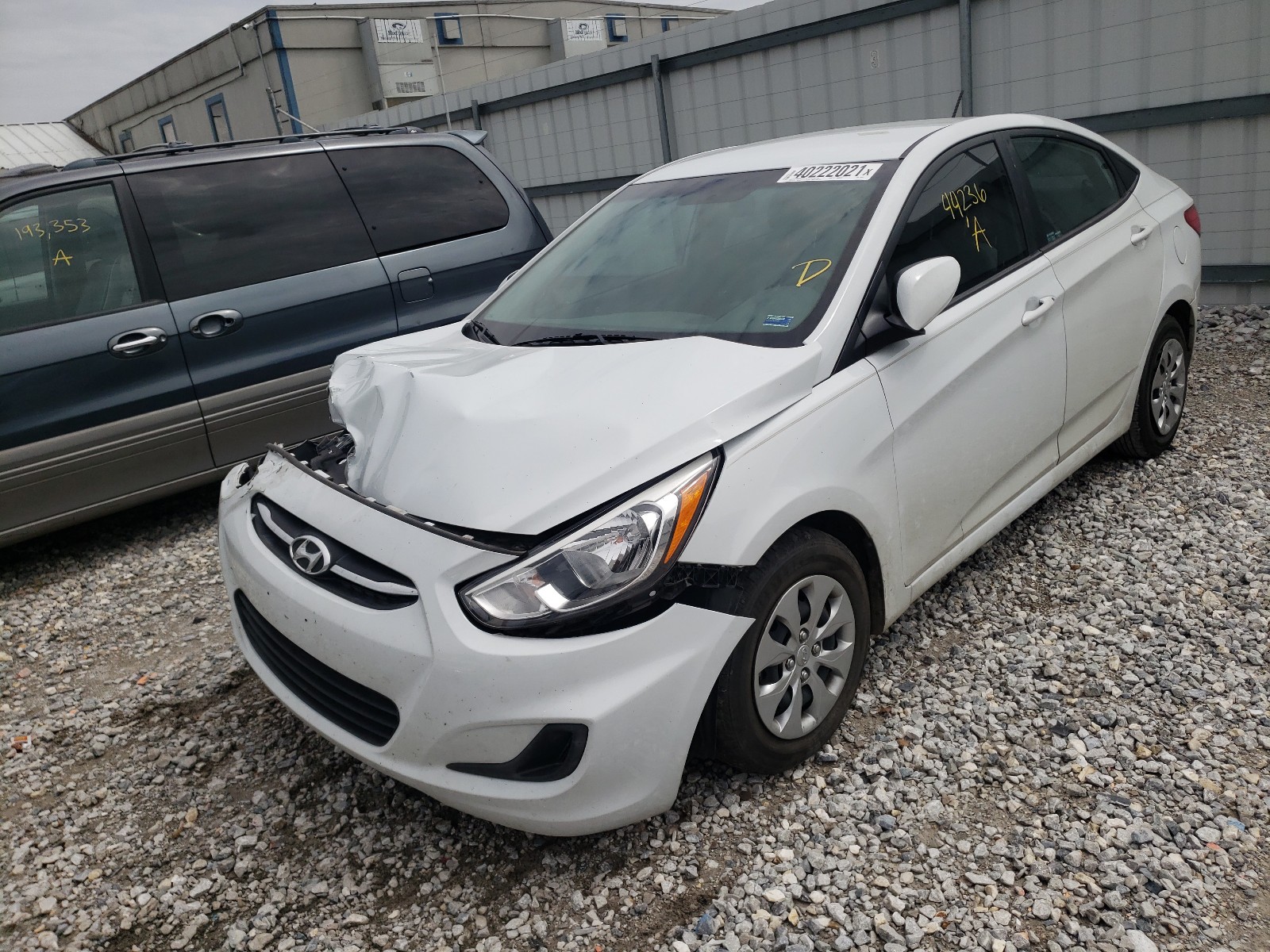 Photo 2 from auction – 2017 HYUNDAI ACCENT SE with VIN KMHCT4AE2HU390671