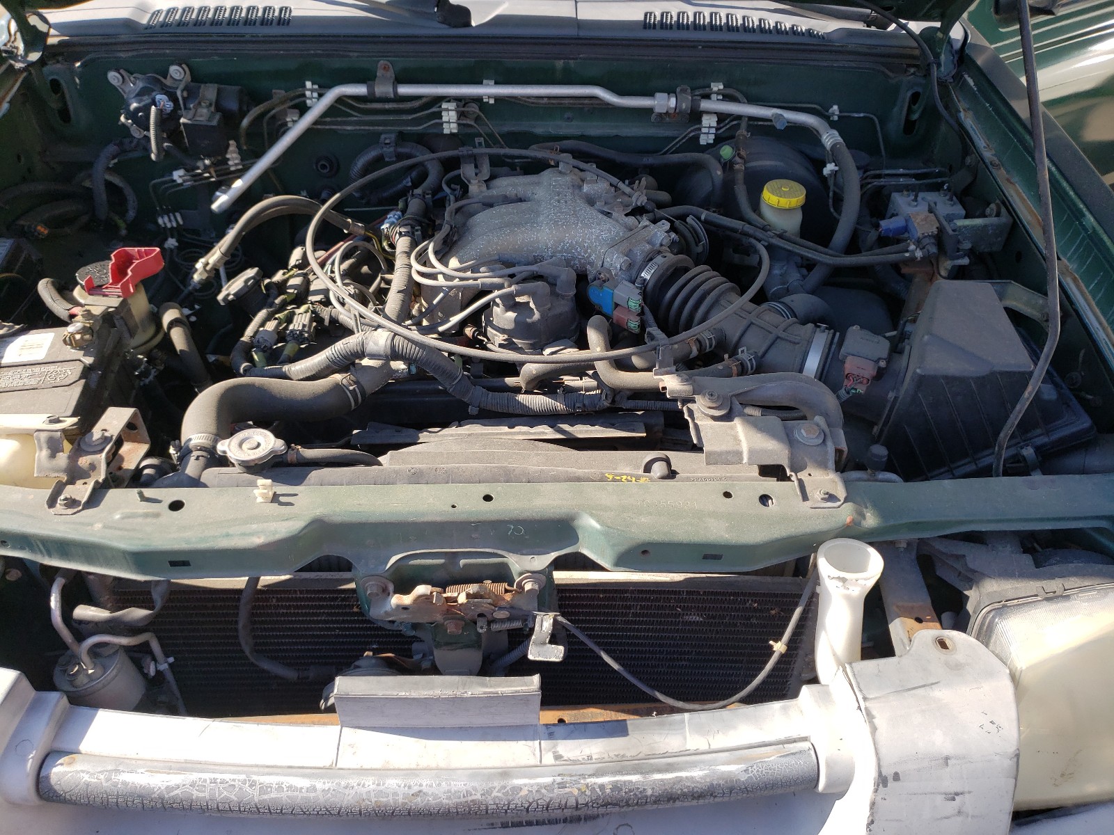 Photo 7 from auction – 2001 NISSAN FRONTIER K with VIN 1N6ED26T51C355931