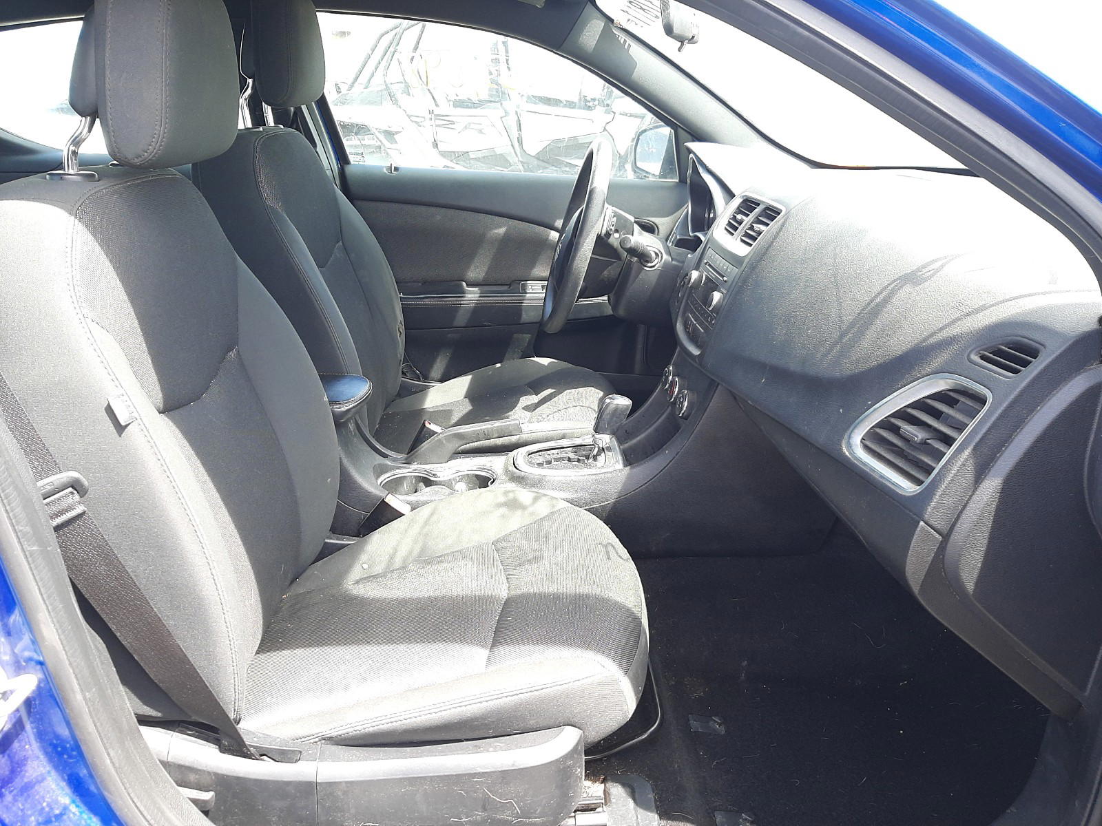Photo 5 from auction – 2012 DODGE AVENGER SE with VIN 1C3CDZAB9CN211683