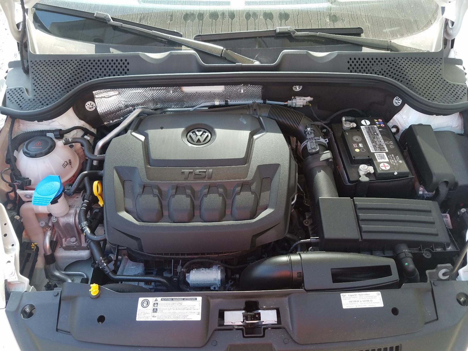 Photo 7 from auction – 2019 VOLKSWAGEN BEETLE S with VIN 3VWFD7AT7KM710316