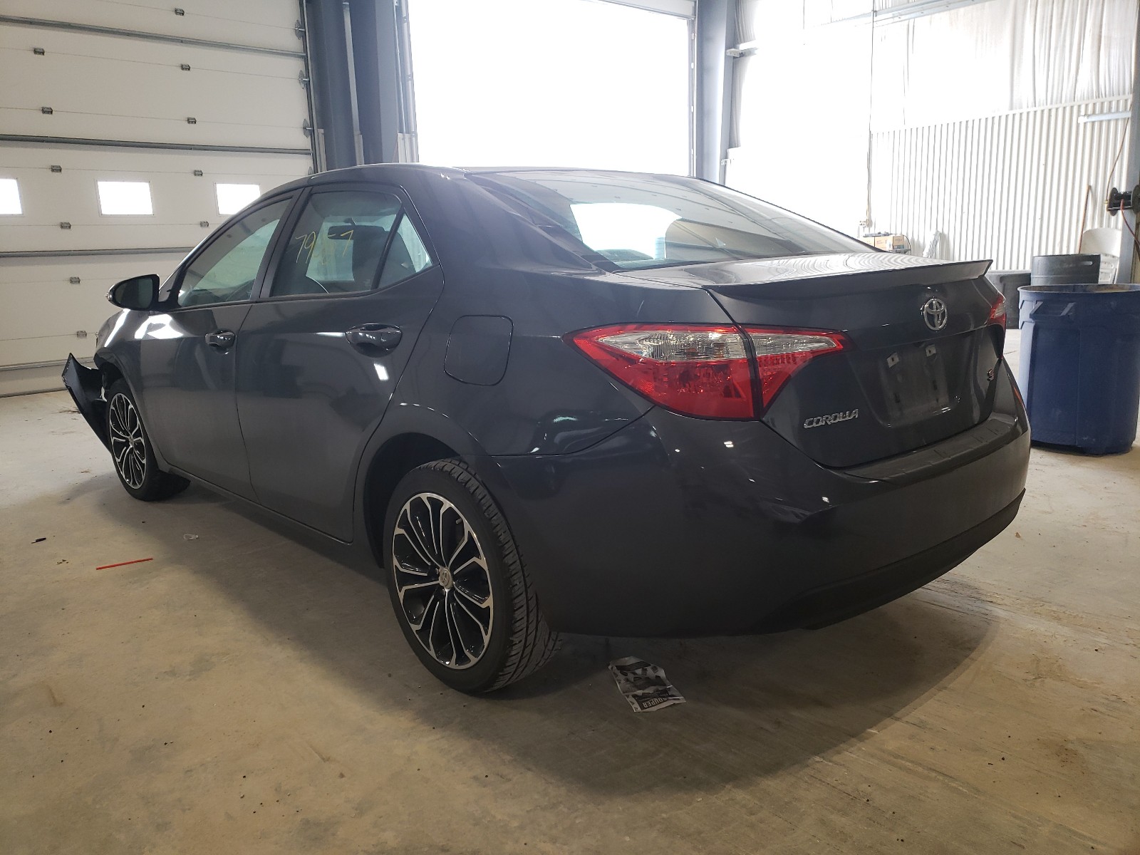 Photo 3 from auction – 2015 TOYOTA COROLLA L with VIN 5YFBURHE3FP352456