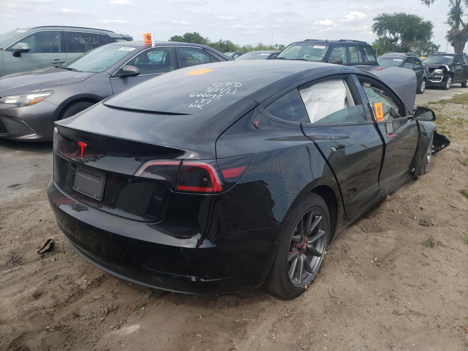 Photo 4 from auction – 2019 TESLA MODEL 3 with VIN 5YJ3E1EA4KF484412