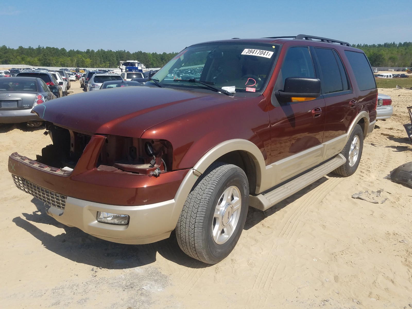 Photo 2 from auction – 2006 FORD EXPEDITION with VIN 1FMPU17516LA39158