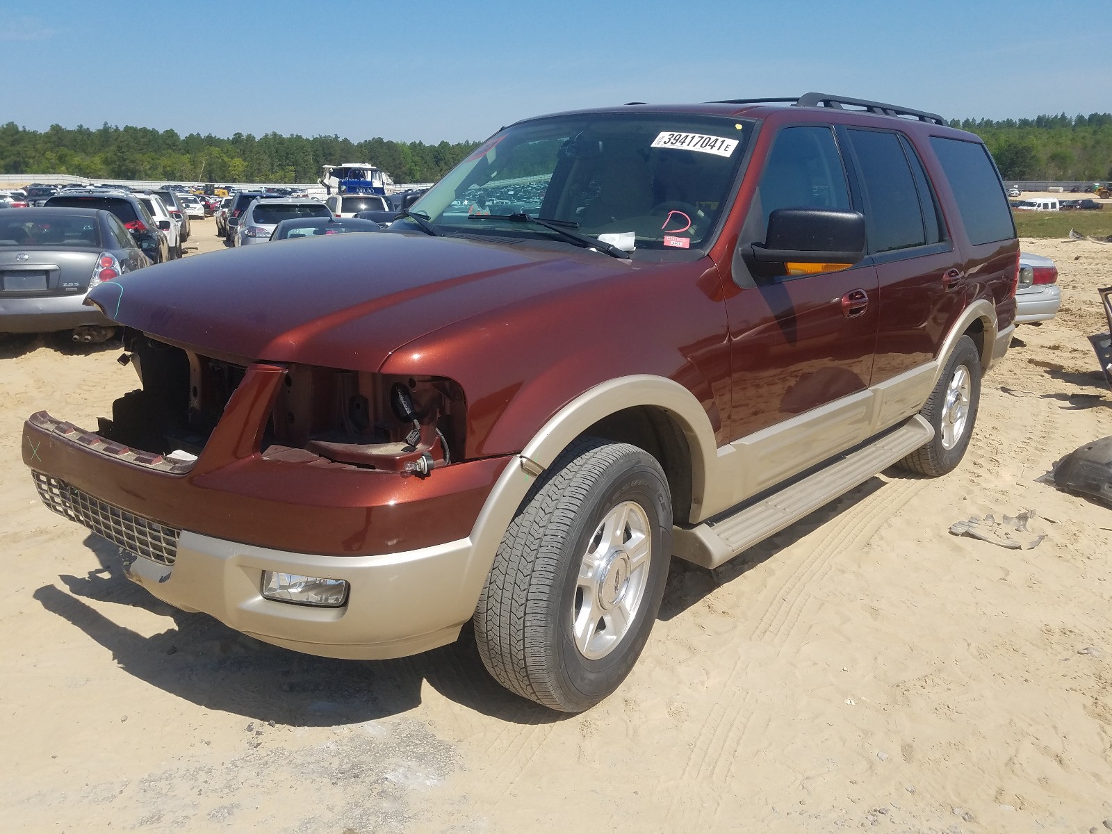 Zdjęcie 2 z aukcji – 2006 FORD EXPEDITION z VIN 1FMPU17516LA39158