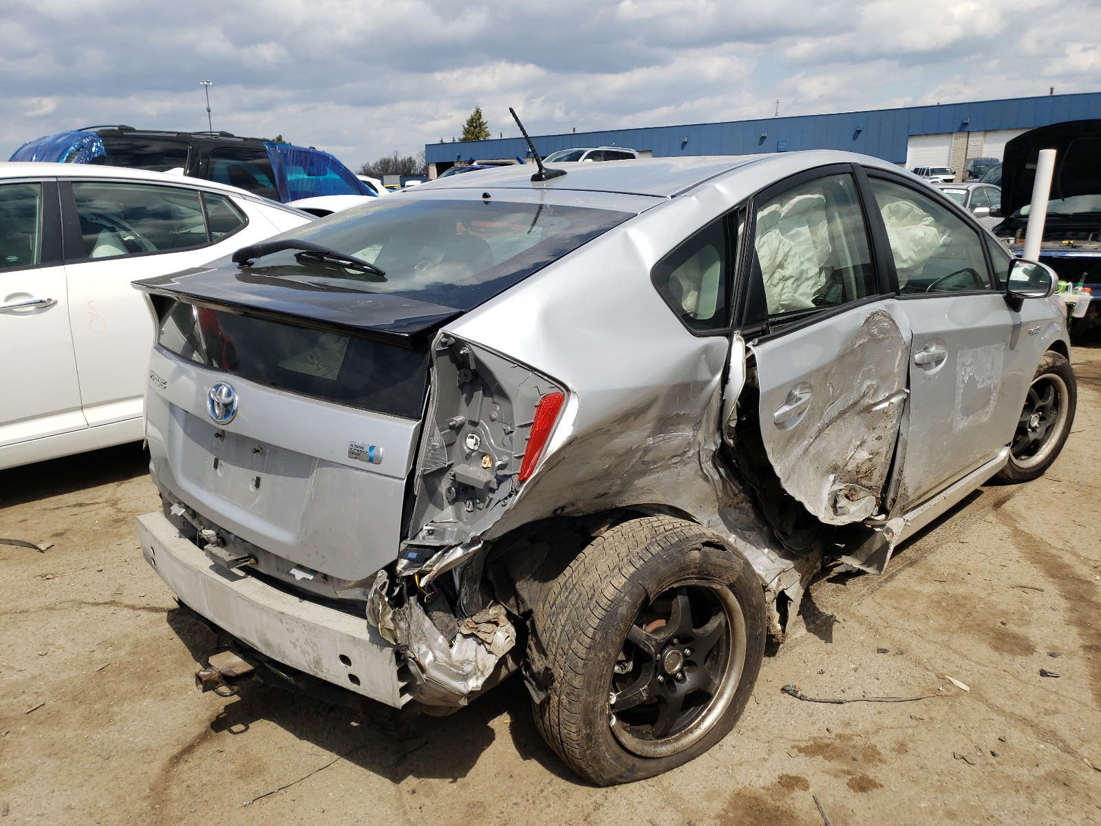 Photo 4 from auction – 2010 TOYOTA PRIUS with VIN JTDKN3DU8A0048498