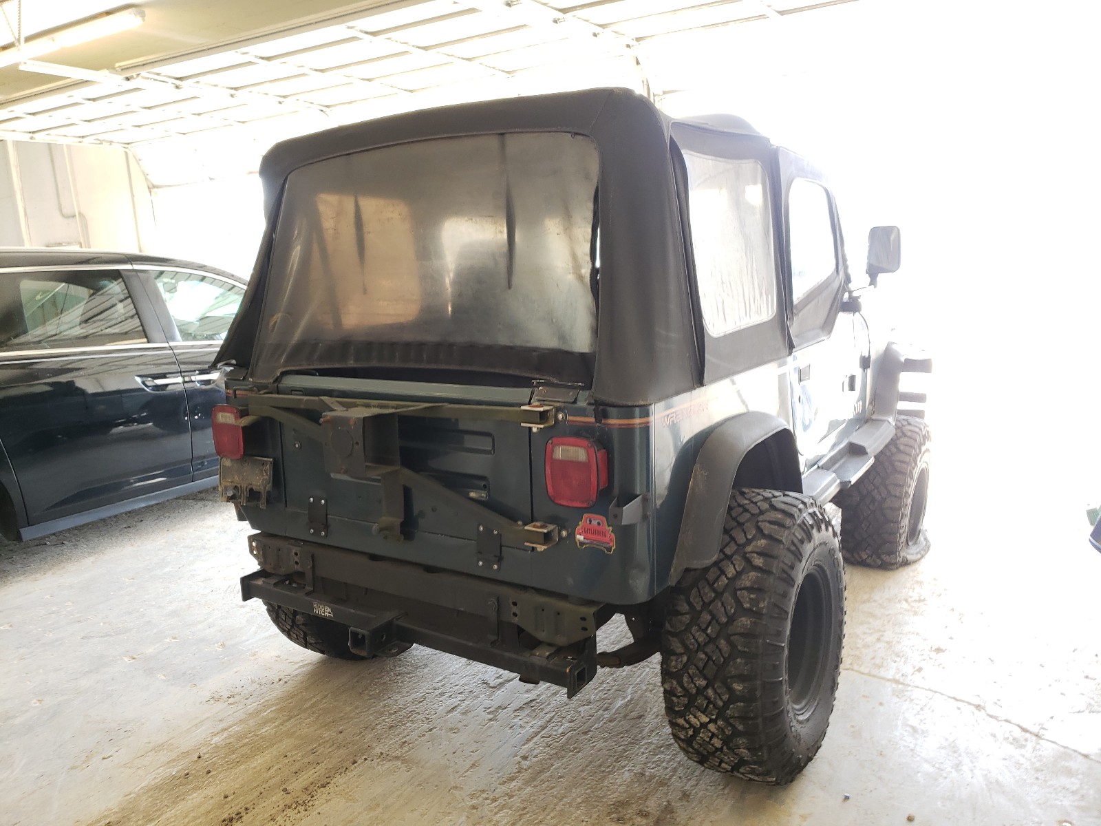 Photo 4 from auction – 1994 JEEP WRANGLER / with VIN 1J4FY49S0RP462894